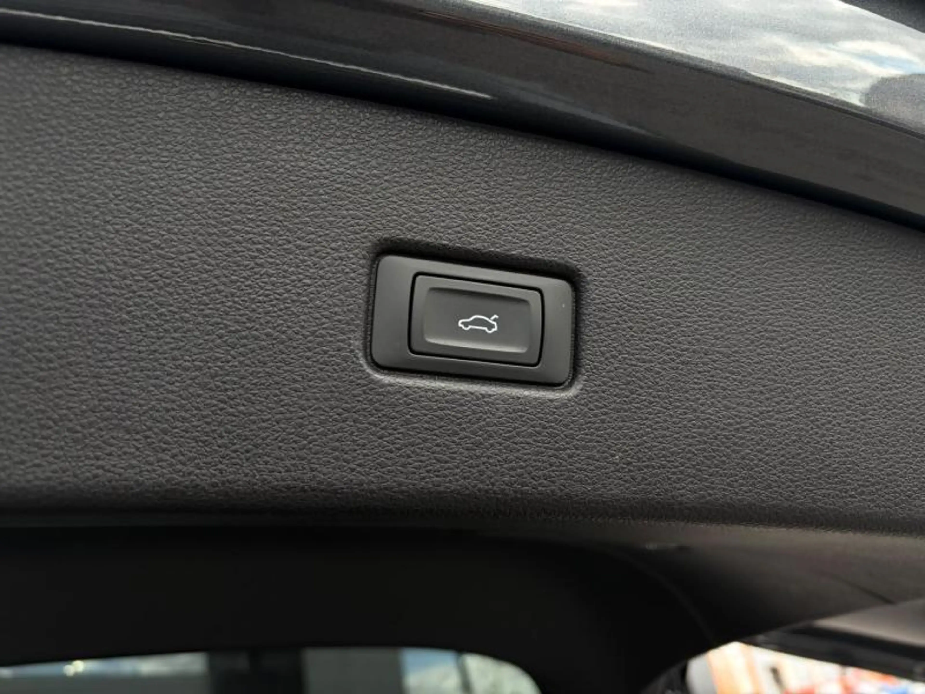 Audi SQ5 Sportback S 3.0 341ch/Attelage/Camera — photo 13