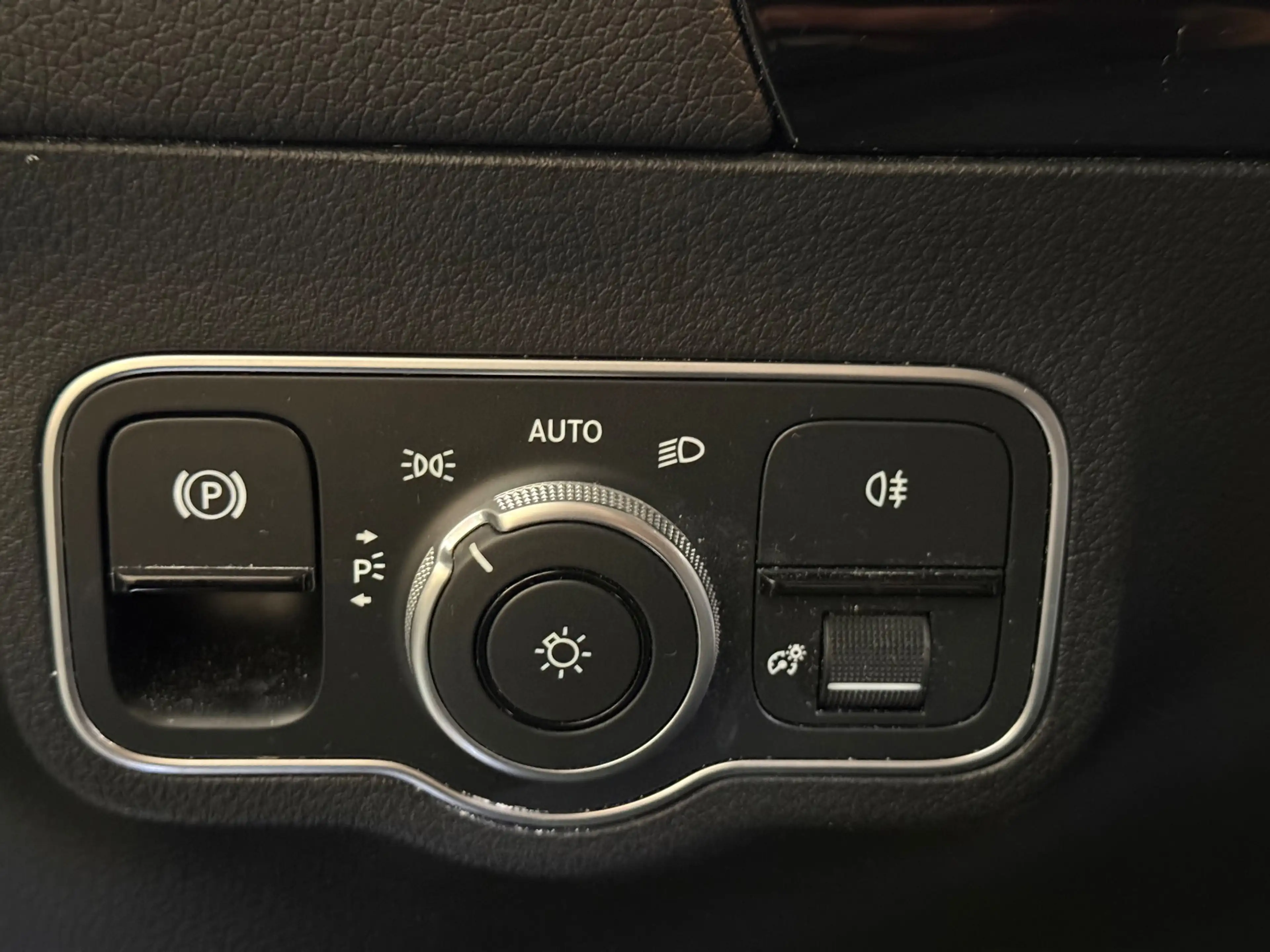 Mercedes-Benz GLA 250 GLA e AMG Line | Pano | HUD | Sfeerverlichting | C — photo 15