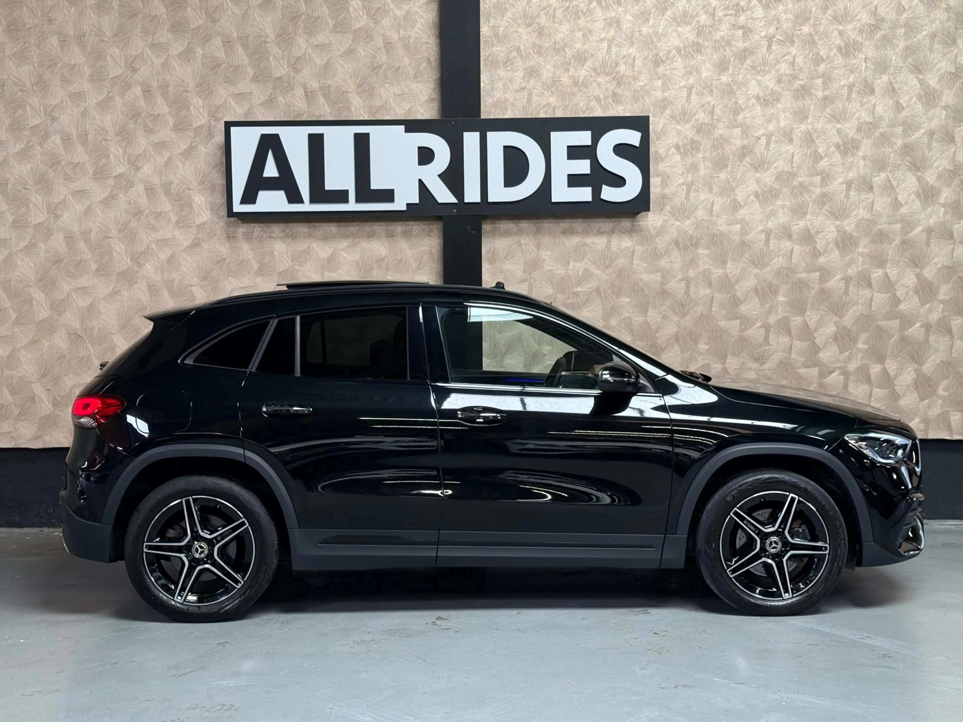 Mercedes-Benz GLA 250 GLA e AMG Line | Pano | HUD | Sfeerverlichting | C — photo 9