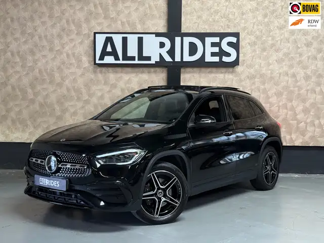 Mercedes-Benz GLA 250 GLA e AMG Line | Pano | HUD | Sfeerverlichting | C