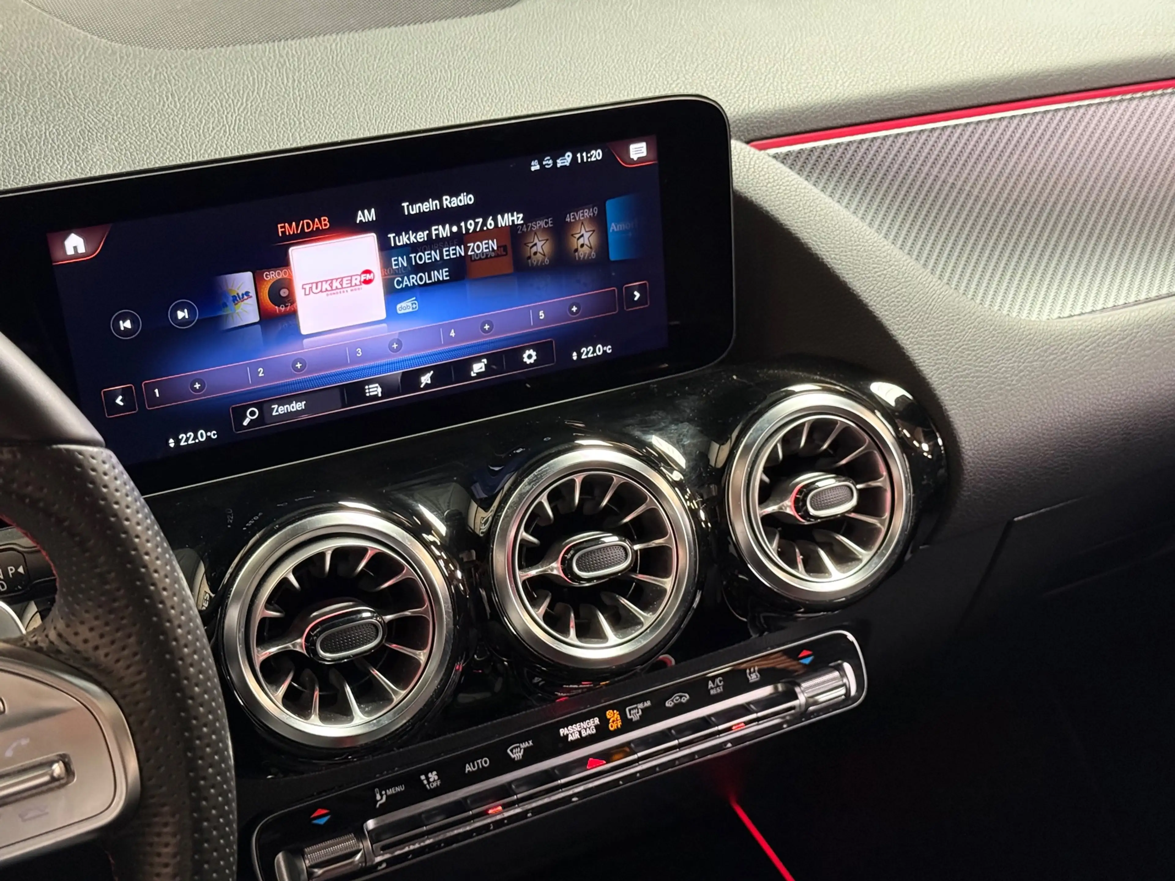 Mercedes-Benz GLA 250 GLA e AMG Line | Pano | HUD | Sfeerverlichting | C — photo 28