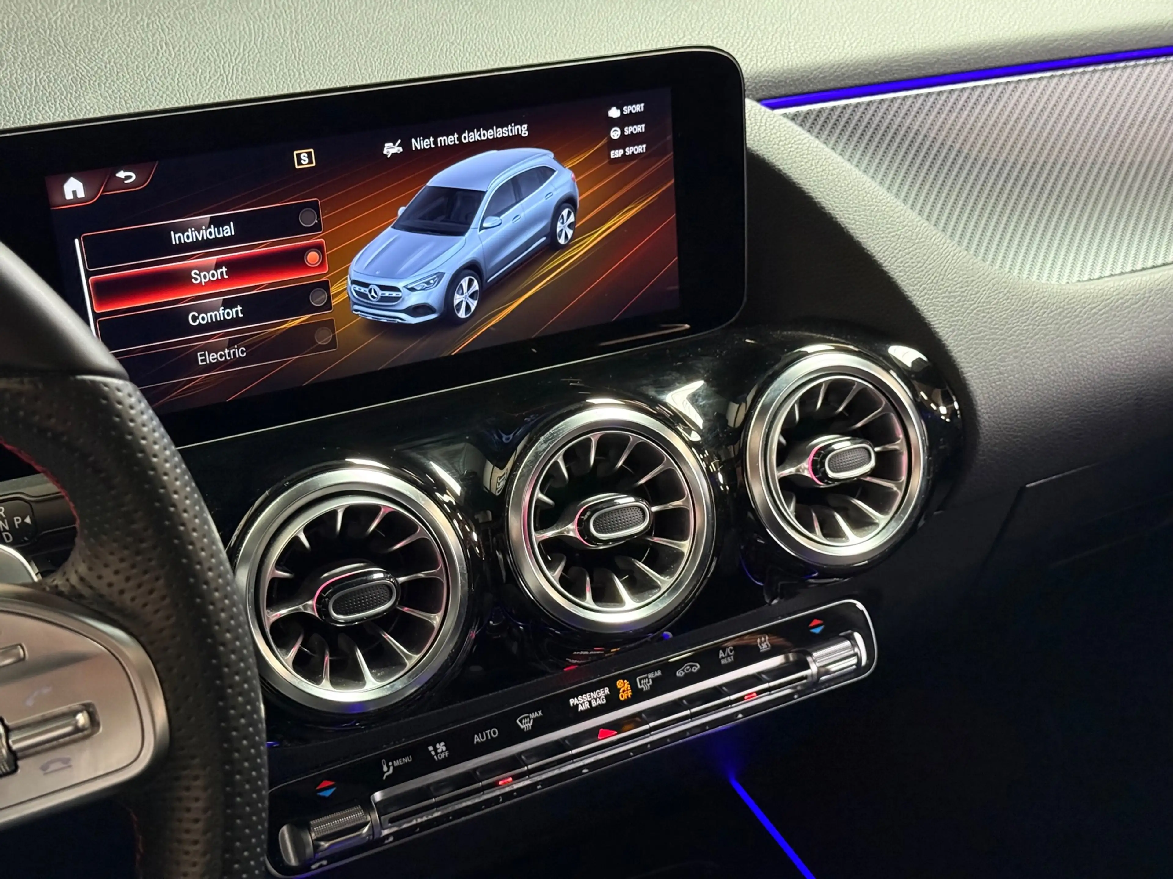 Mercedes-Benz GLA 250 GLA e AMG Line | Pano | HUD | Sfeerverlichting | C — photo 18