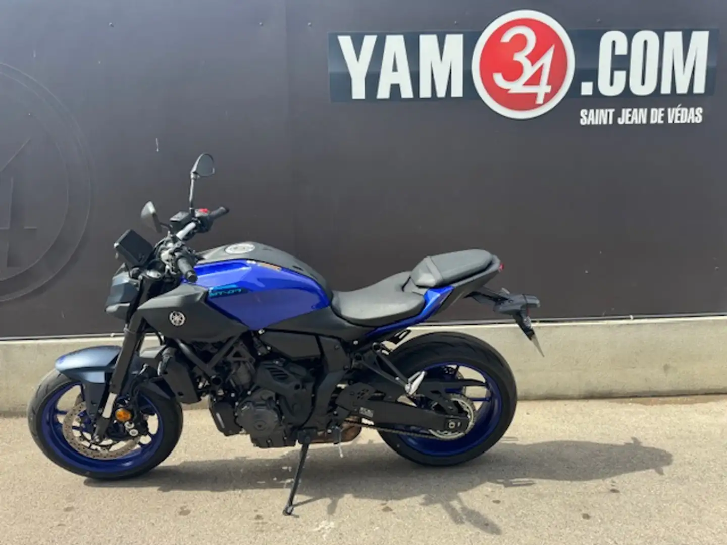Yamaha MT-07 Bleu - 1