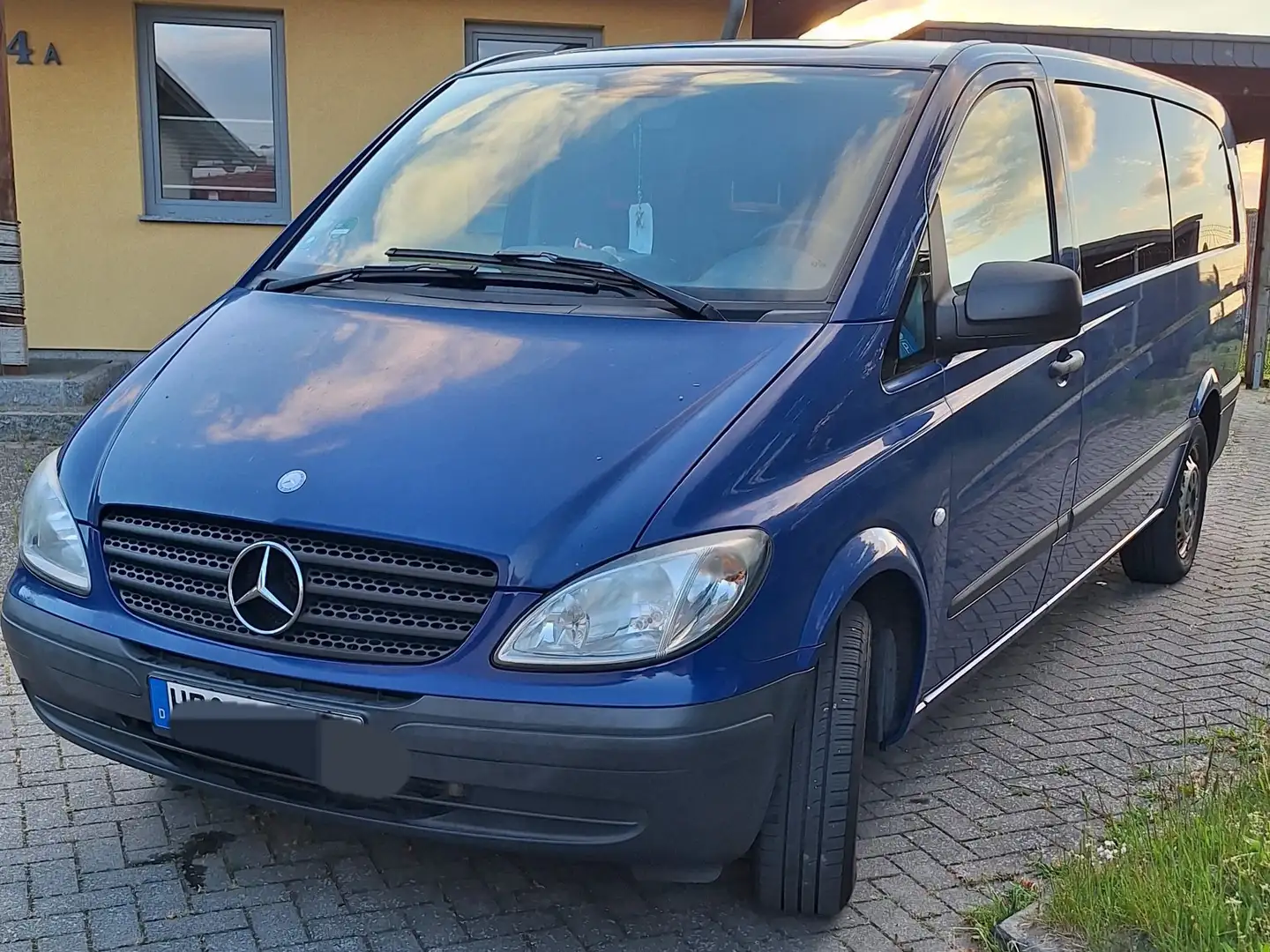 Mercedes-Benz Vito Vito 115 CDI 115 CDI Extralang DPF Aut. Blau - 1