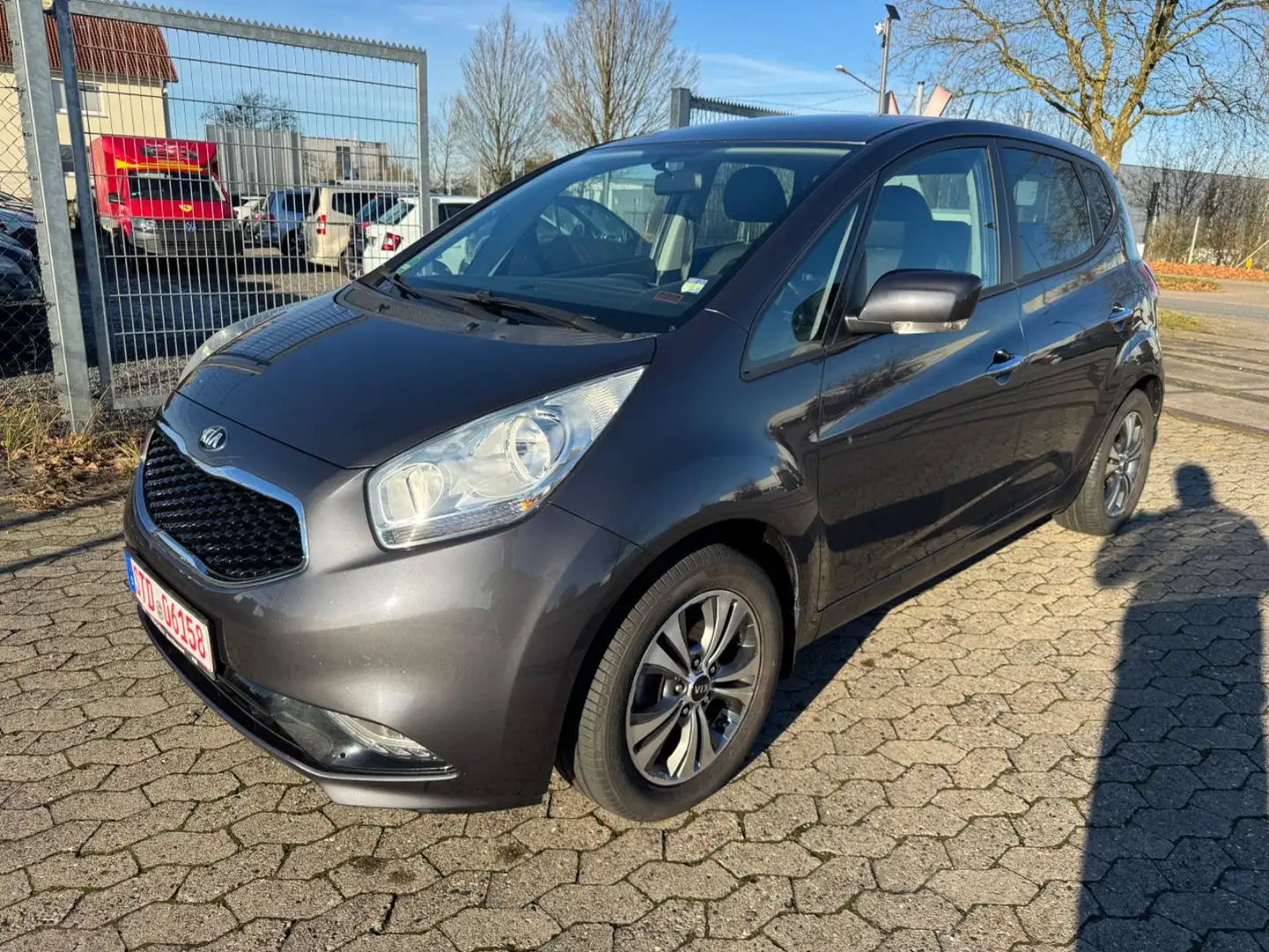 Kia Venga Dream Team*Kamera*Navi*2.Hand* Gris - 1