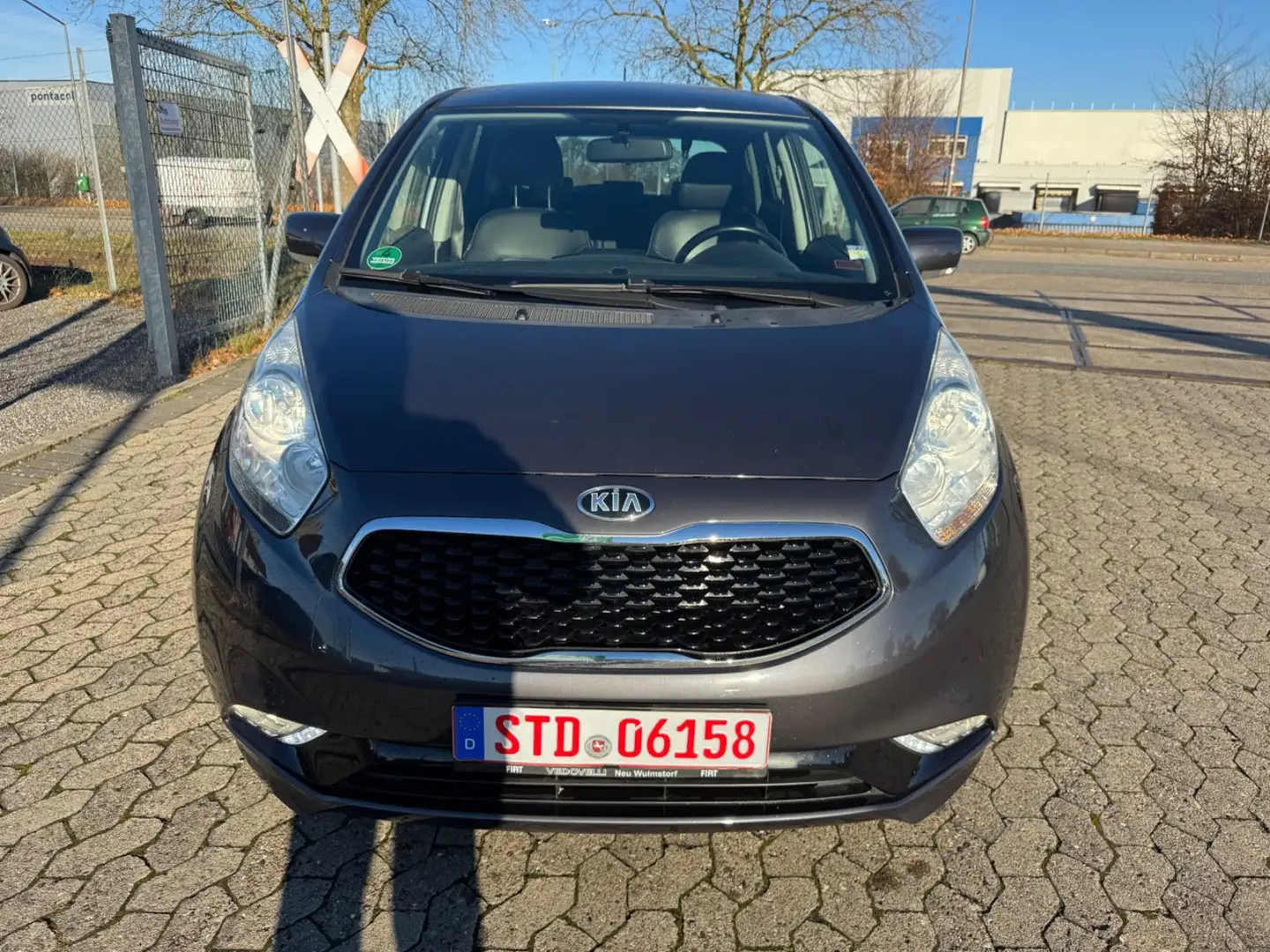 Kia Venga Dream Team*Kamera*Navi*2.Hand* Gris - 2