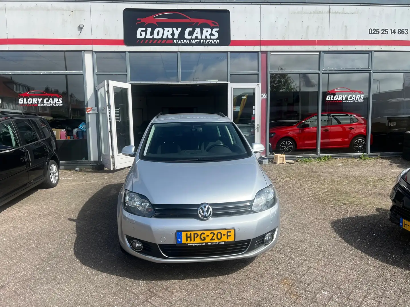 Volkswagen Golf Plus 1.2 TSI Easyline V.en A. PDC-NETTE AUTO-NIEUWE APK Gris - 1