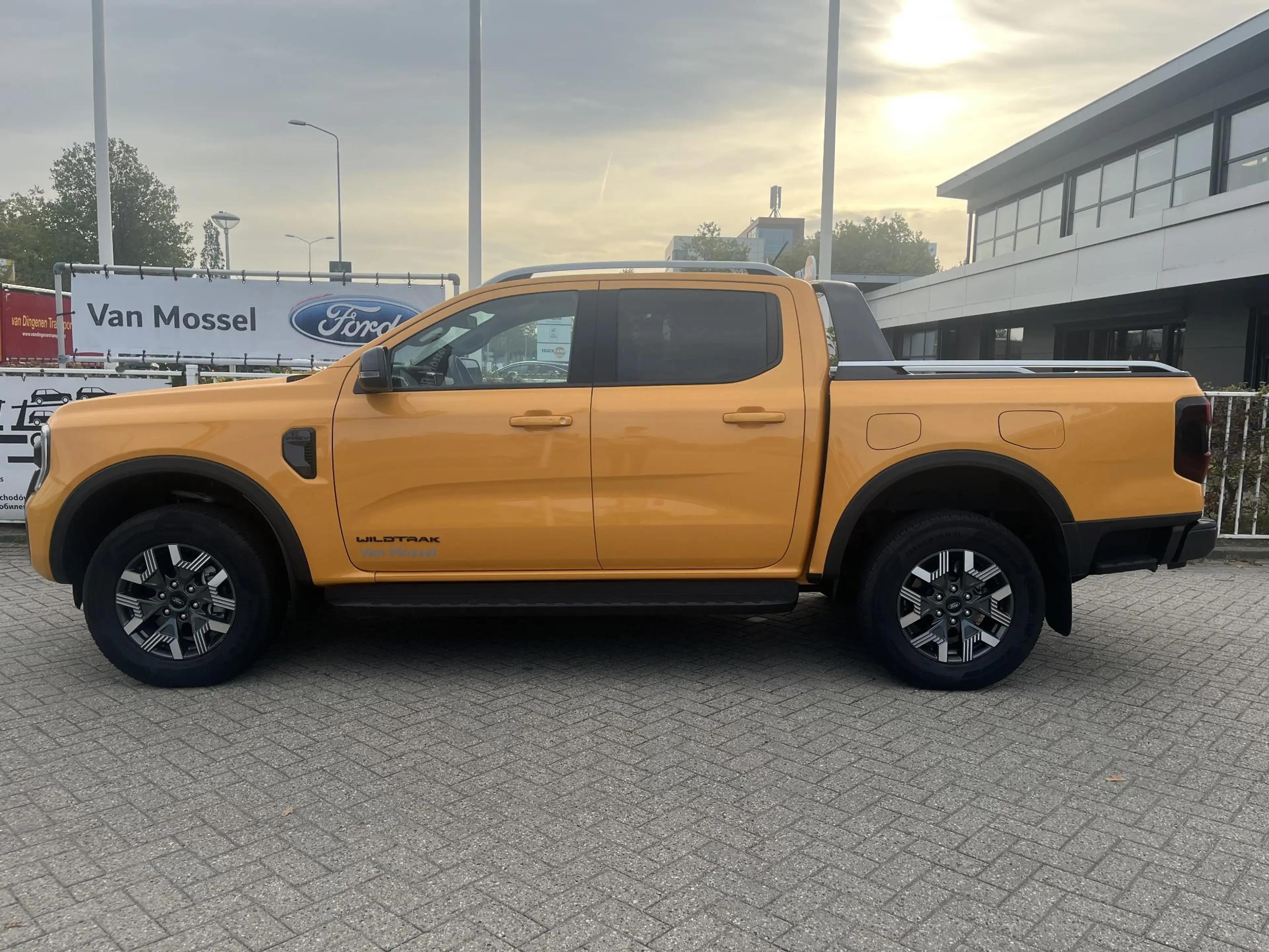 Ford Ranger Plug in hybrid Wildtrak Double Cab 2.3 PHEV | Trek — photo 7