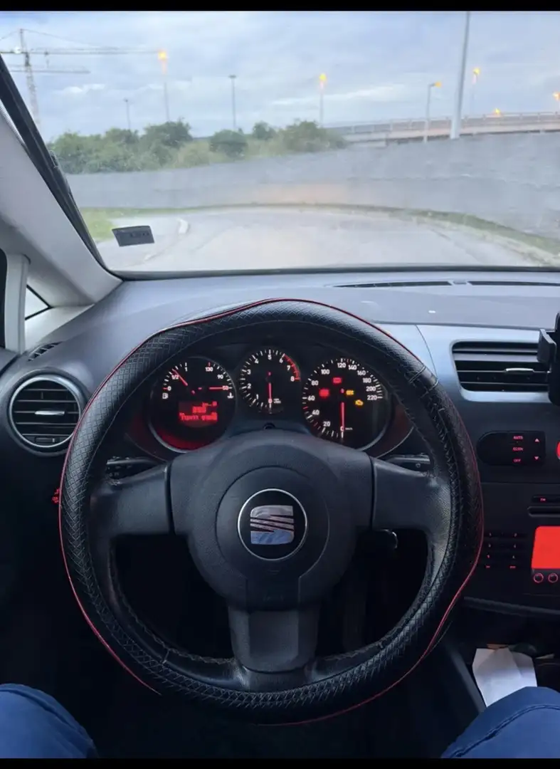 SEAT Leon Stylance 1,6 - 2