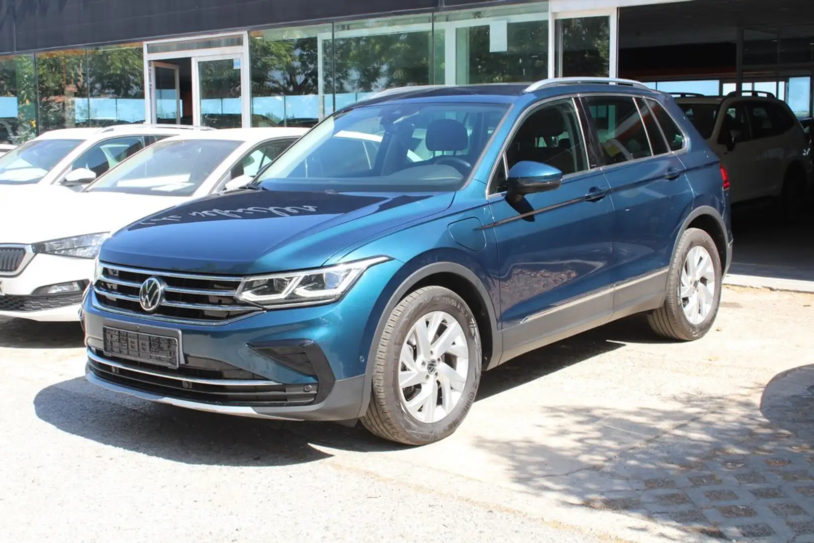 Volkswagen Tiguan 1.4 PHEV 245 ELEGANCE - 2