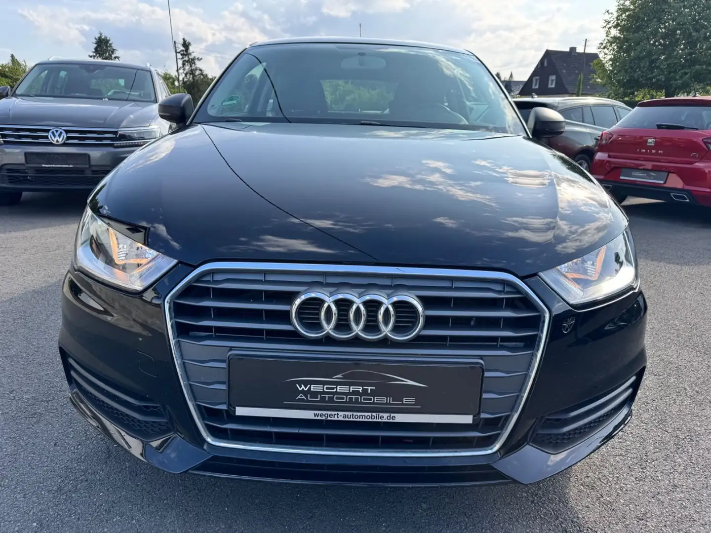 Audi A1 basis* 2 HAND* KLIMA*BRILLIANTSCHWARZ* Schwarz - 2