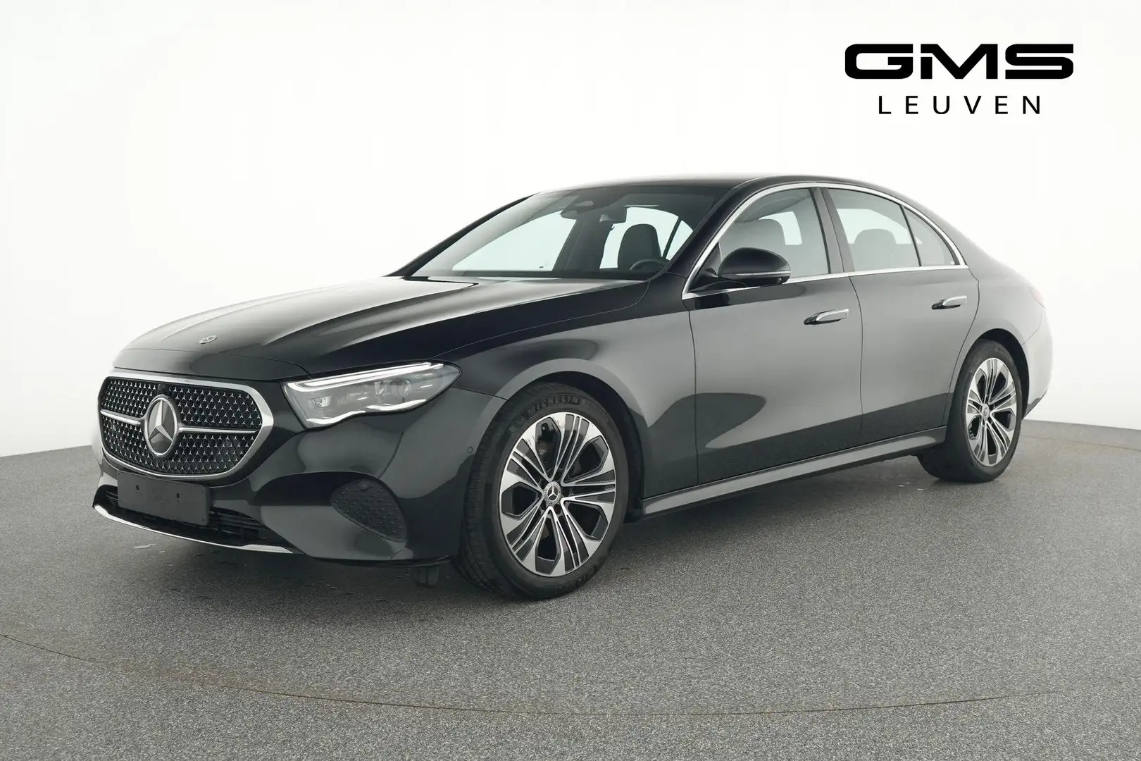 Mercedes-Benz E 200 Luxury Line *2 jaar garantie* Noir - 1