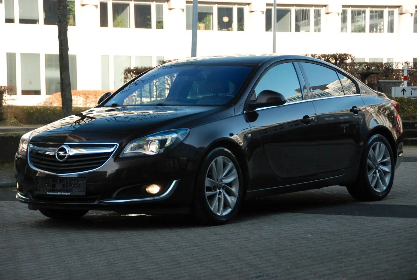 Opel Insignia Opel Insignia 2.0 Turbo Sport| XENON| NAVI|LEDER Marrón - 1