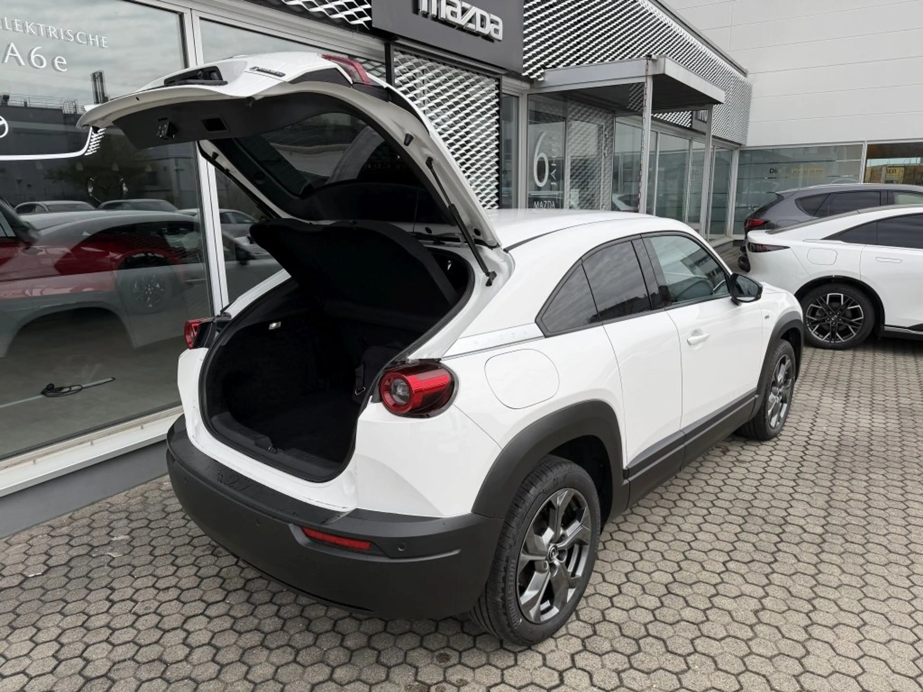 Mazda MX-30 Elektro EV Advantage Matrix-LED ACC Standklima Nav — photo 5