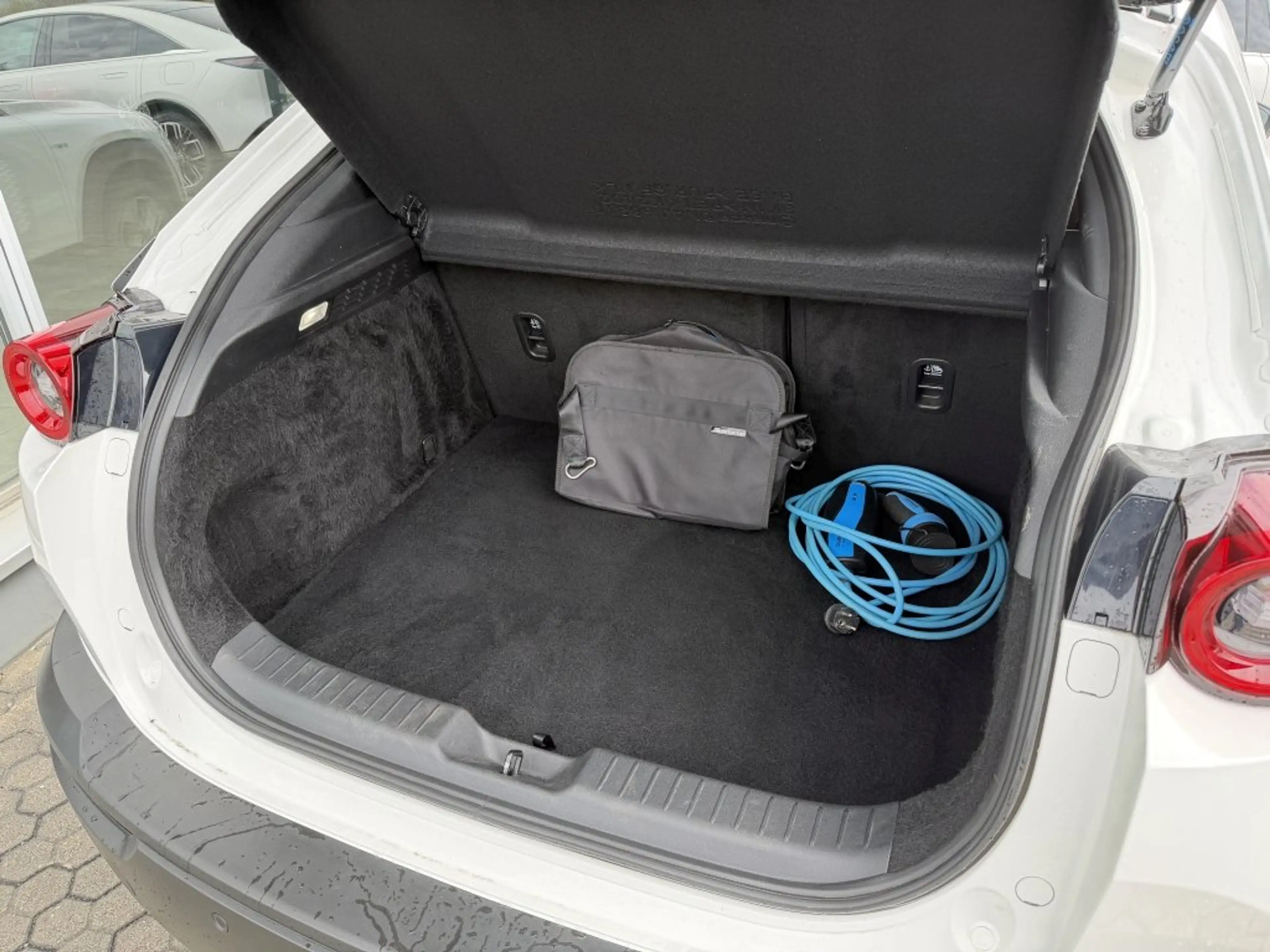Mazda MX-30 Elektro EV Advantage Matrix-LED ACC Standklima Nav — photo 6