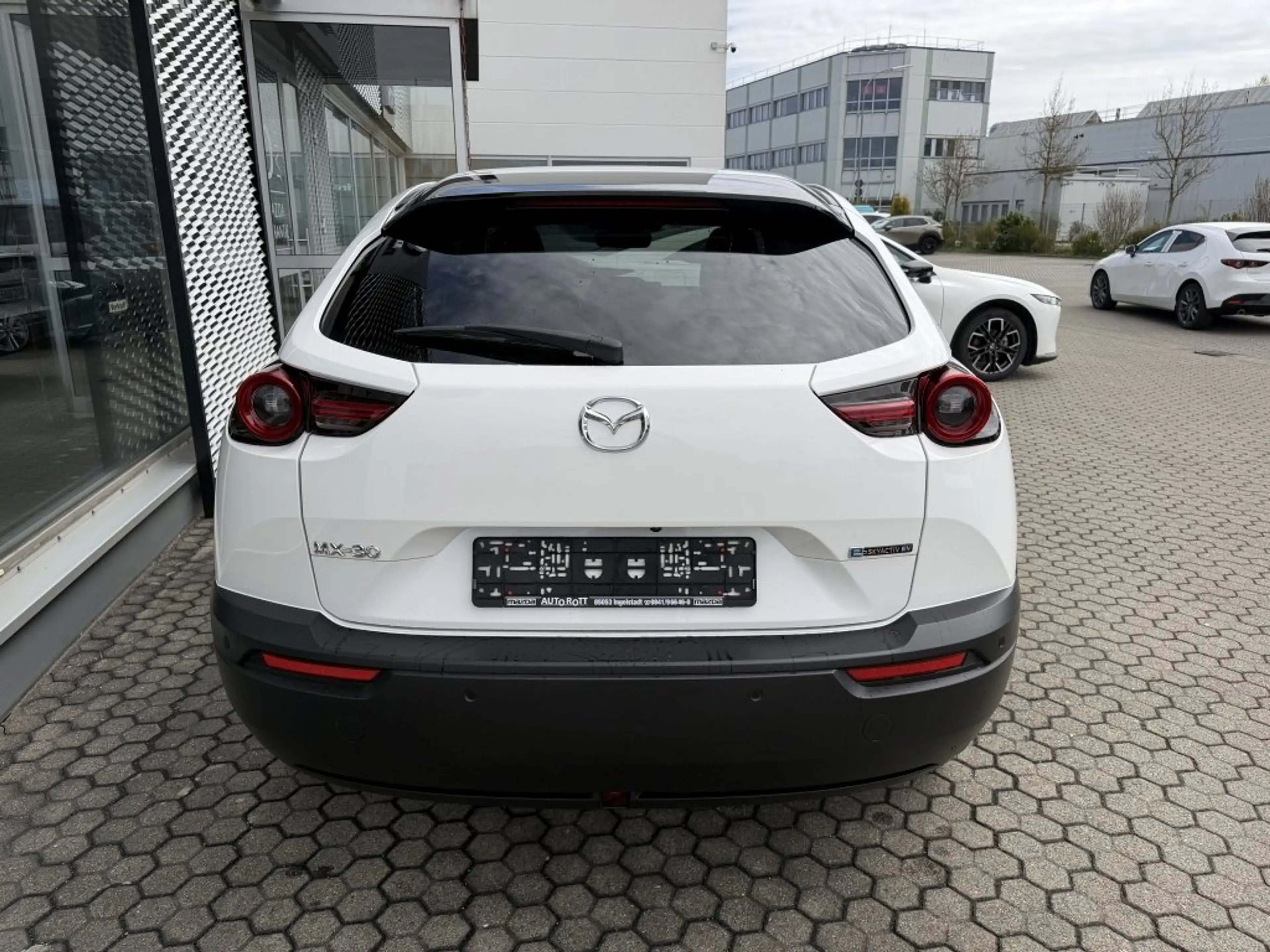 Mazda MX-30 Elektro EV Advantage Matrix-LED ACC Standklima Nav — photo 4