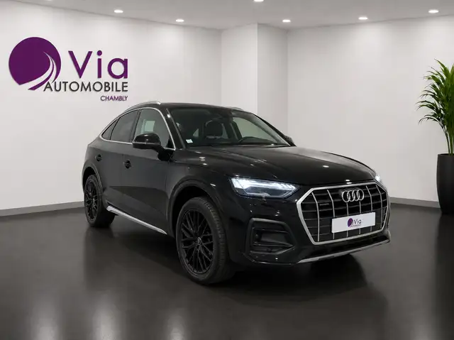 Audi Q5 view 3