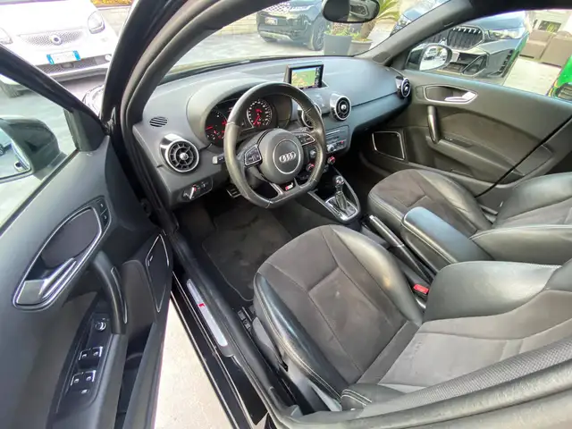 Audi A1 view 12