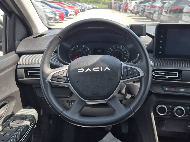 Dacia Jogger TCe Extreme 7pl. — photo 9