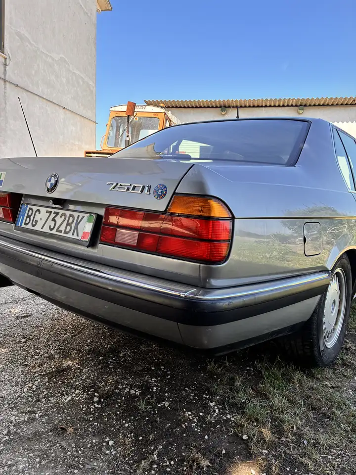 BMW 730i, foto 6