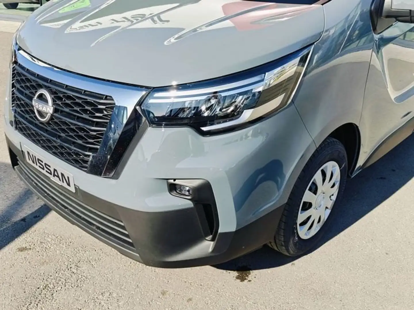 Renault Trafic Gris - 2