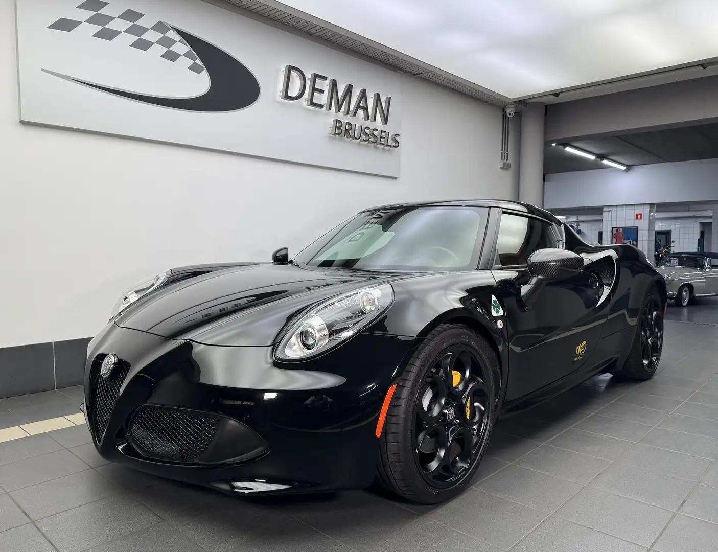 Alfa Romeo 4C * Edizione Speciale * N°56/100 * Akrapovic !!! Black - 1
