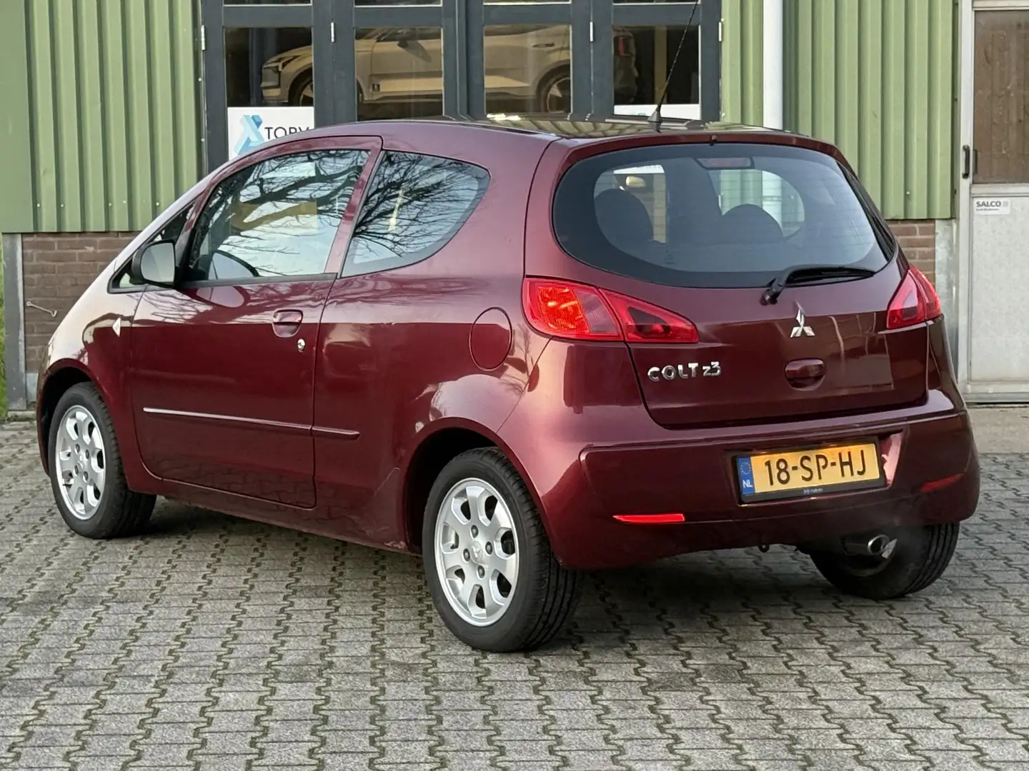 Mitsubishi Colt 1.3 Invite | Automaat | Eerste eigenaar | Airco | Rood - 2