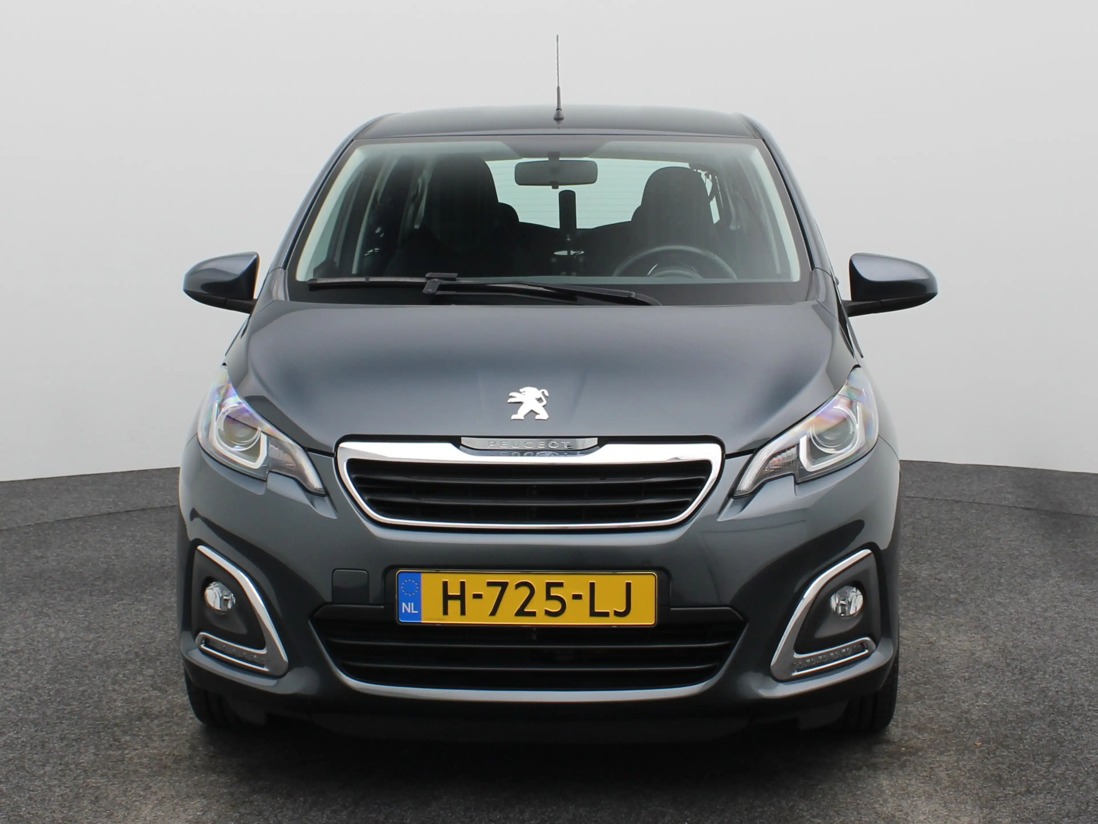 Peugeot 108 1.0 e-VTi Allure | Carplay | Camera | Clima | Blue — photo 5