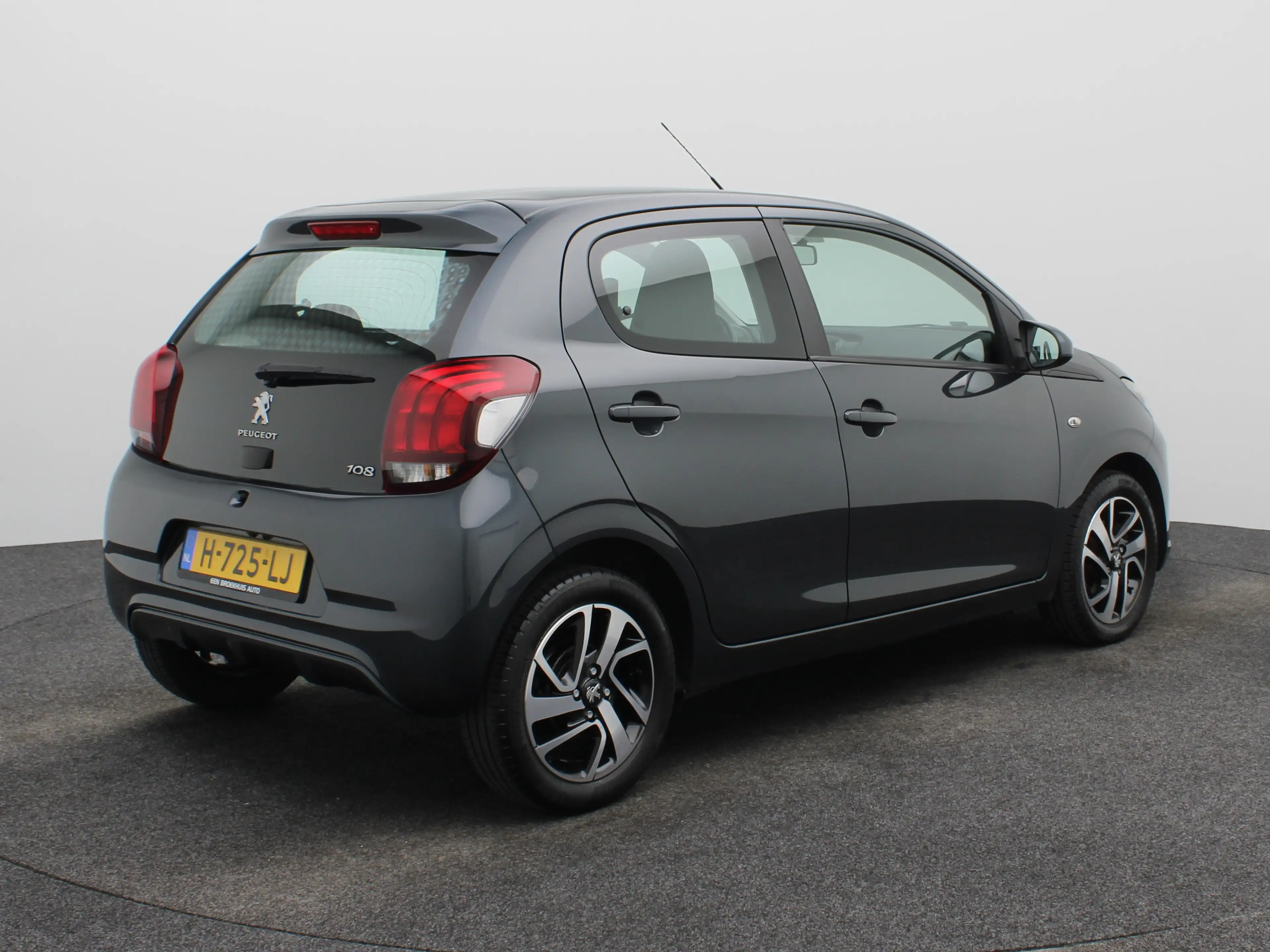 Peugeot 108 1.0 e-VTi Allure | Carplay | Camera | Clima | Blue — photo 2