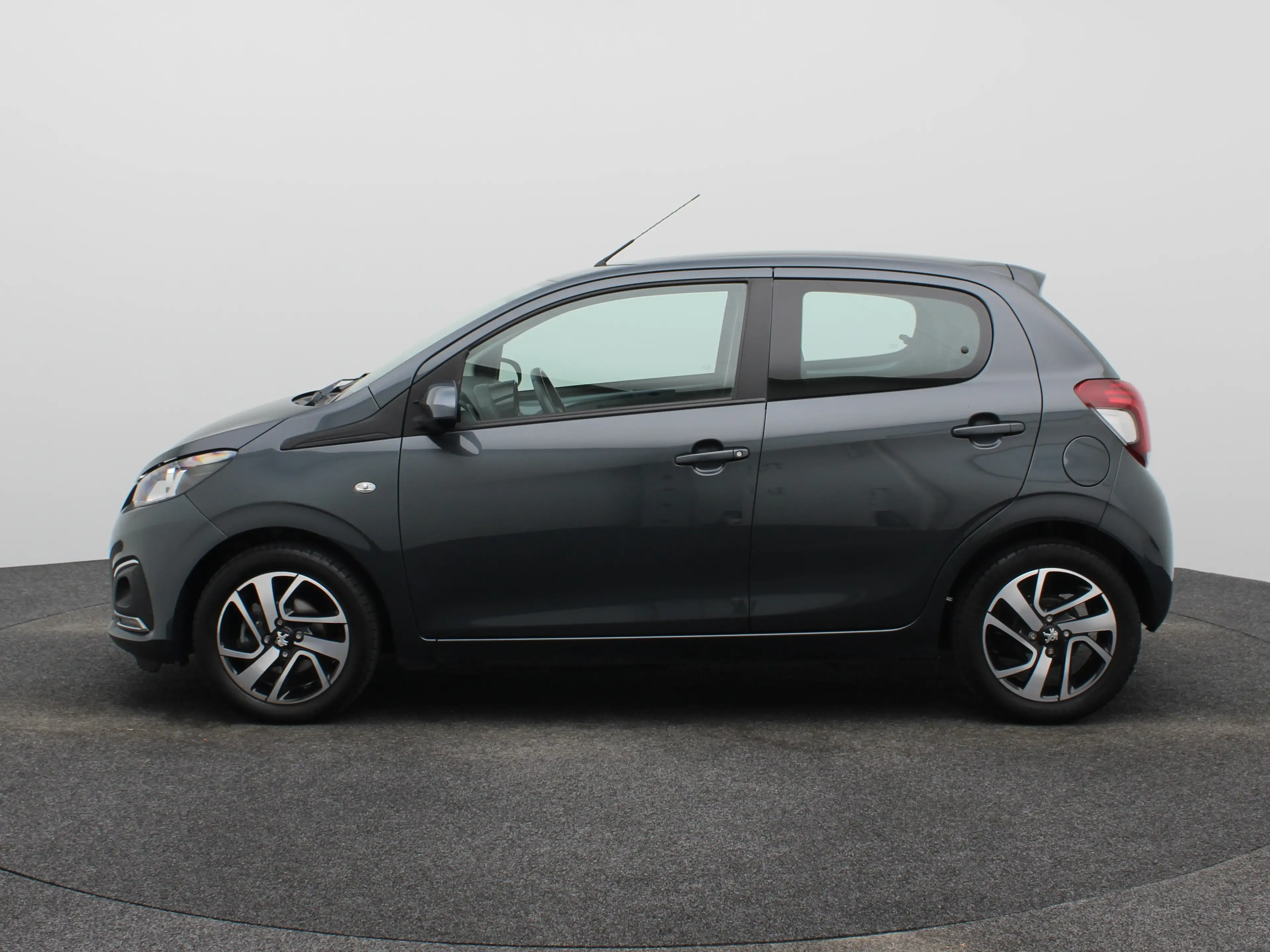 Peugeot 108 1.0 e-VTi Allure | Carplay | Camera | Clima | Blue — photo 13
