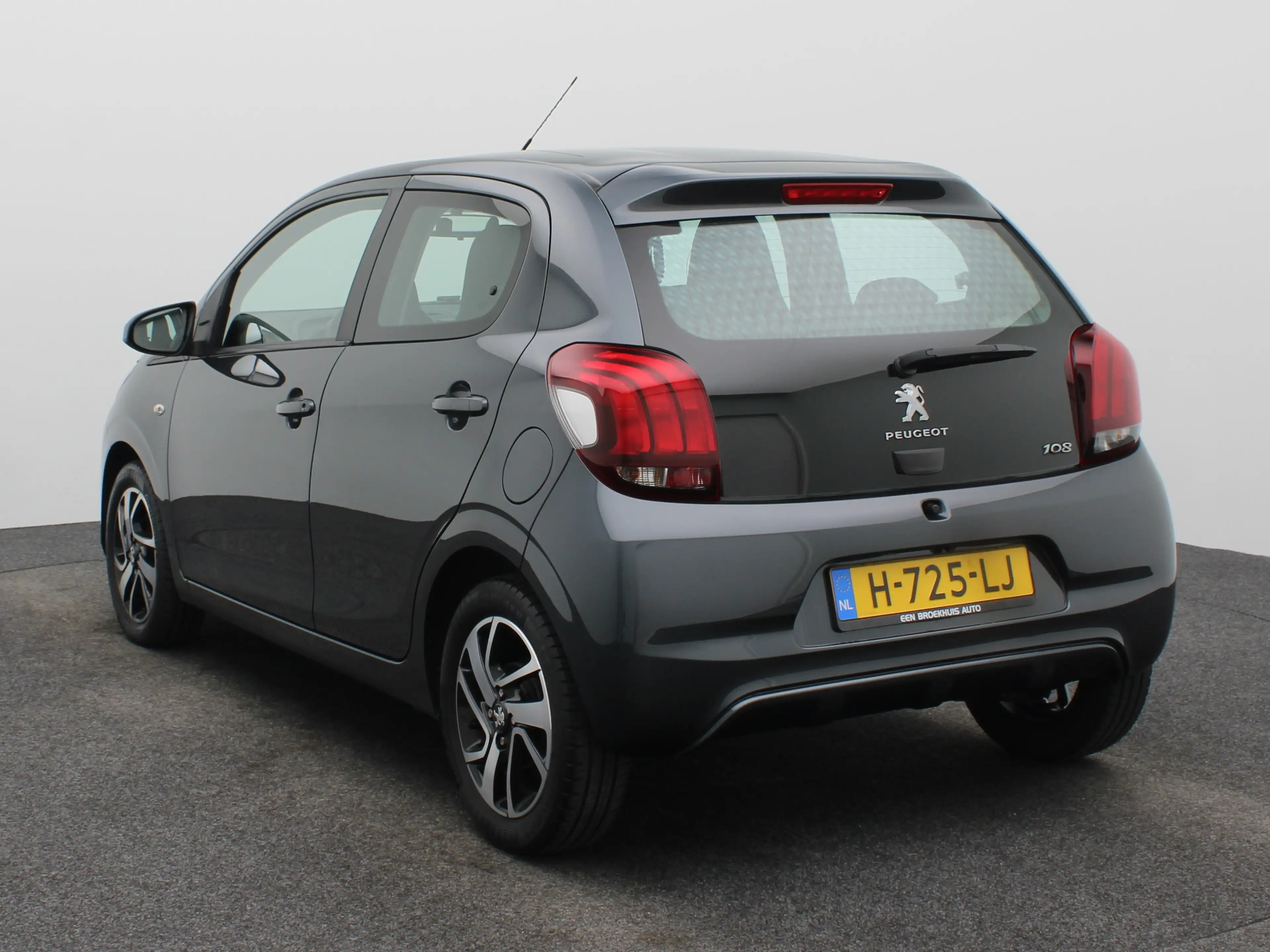 Peugeot 108 1.0 e-VTi Allure | Carplay | Camera | Clima | Blue — photo 10