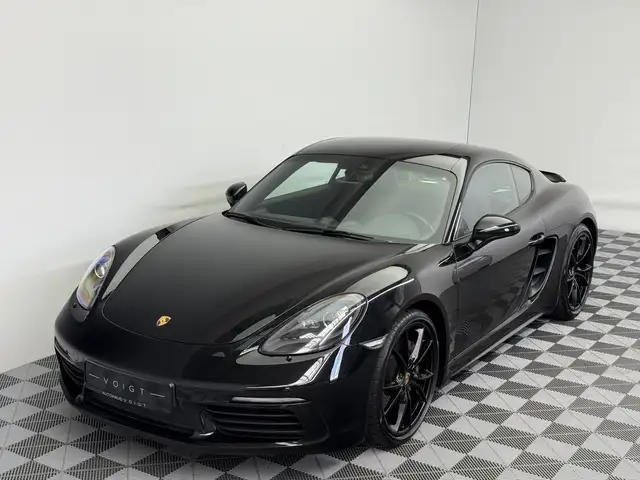 Porsche Cayman view 2
