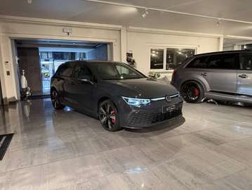 245PK * CAMERA * ZETELVERWARMING * TREKHAAK *  NAVI * LED * CAR PLAY *  ALCANTARA * 18" VELGEN * DIRECT LEDERBAAR *