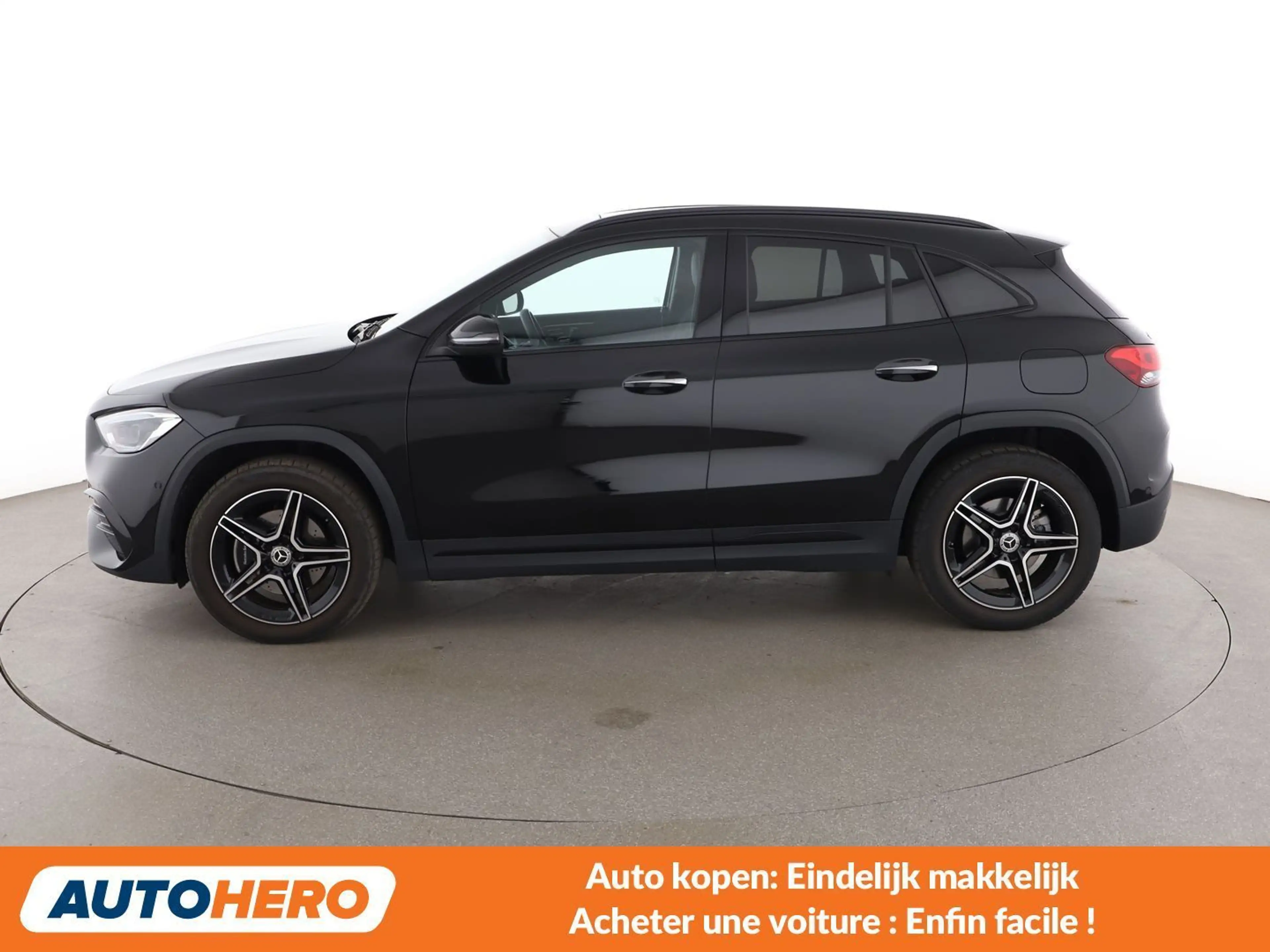 Mercedes-Benz GLA 250 GLA 250e AMG Line — photo 3