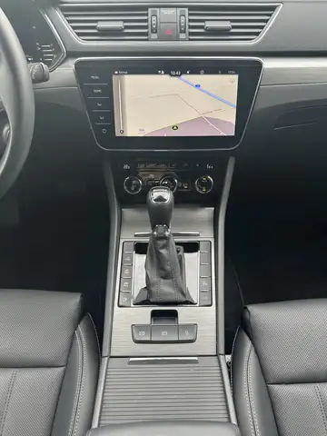 Skoda Superb view 14