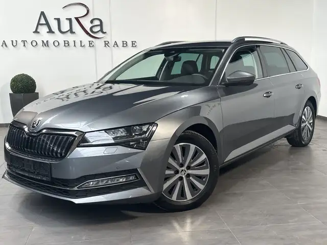 Skoda Superb view 2