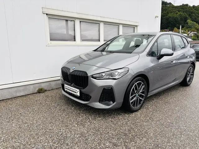 BMW 220 220i Active Tourer