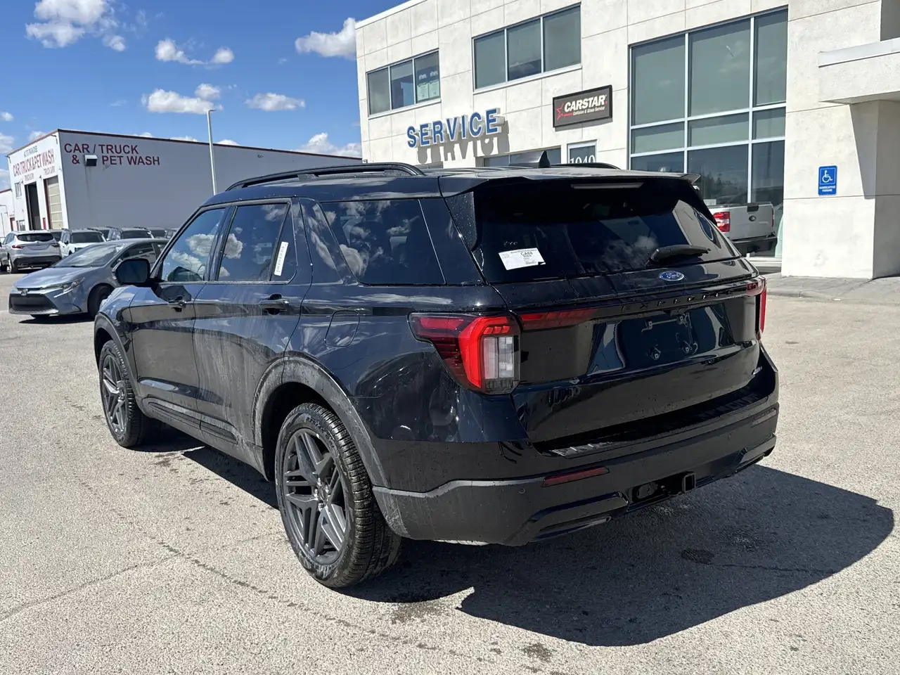 Ford Explorer снимка Ford Explorer