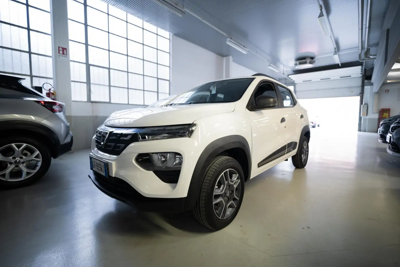 Dacia Spring Comfort Plus Electric 45 - 1