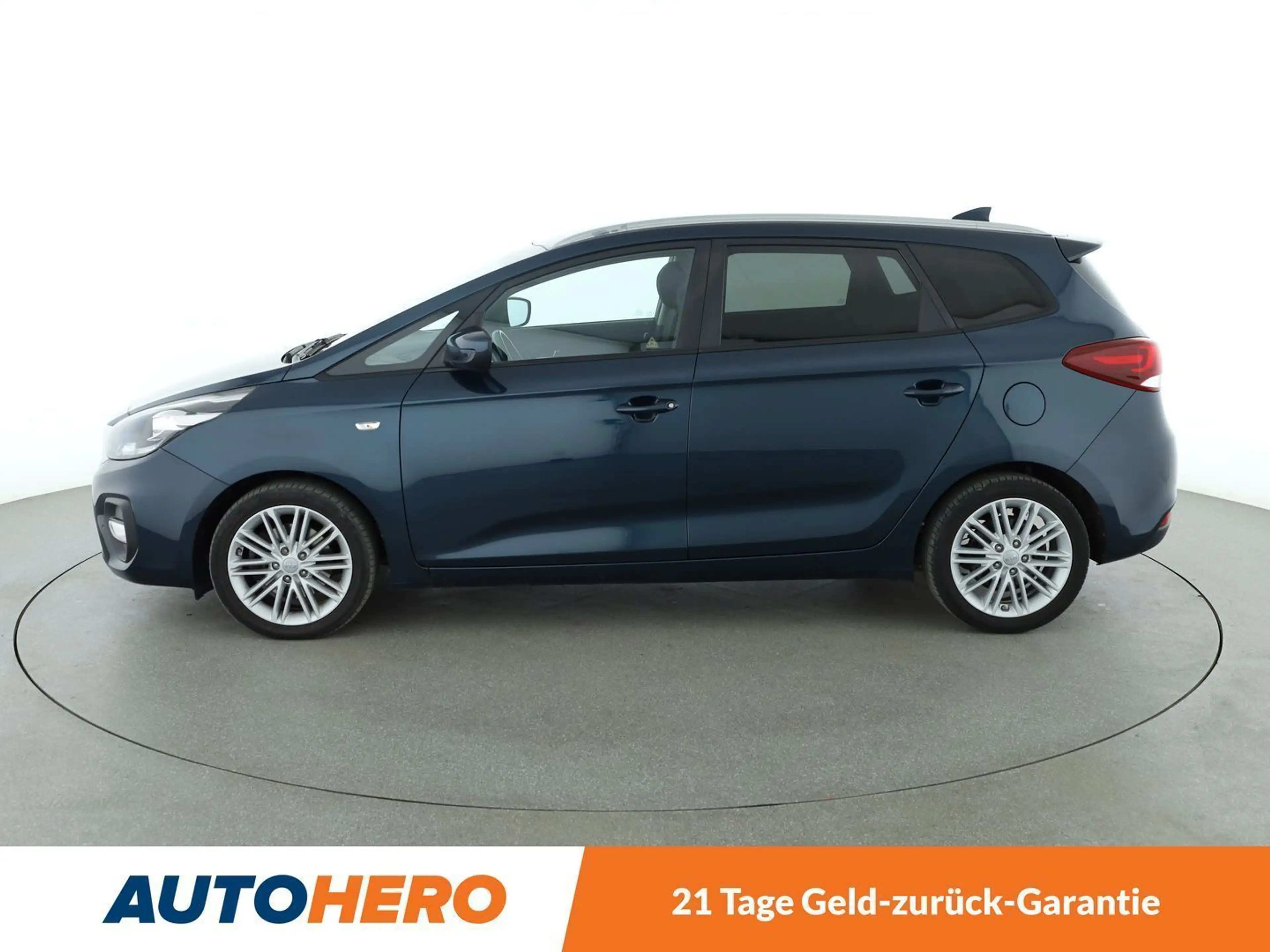 Kia Carens 1.7 CRDi Dream Team *NAVI*TEMPO*CAM*PDC*SHZ* — photo 3