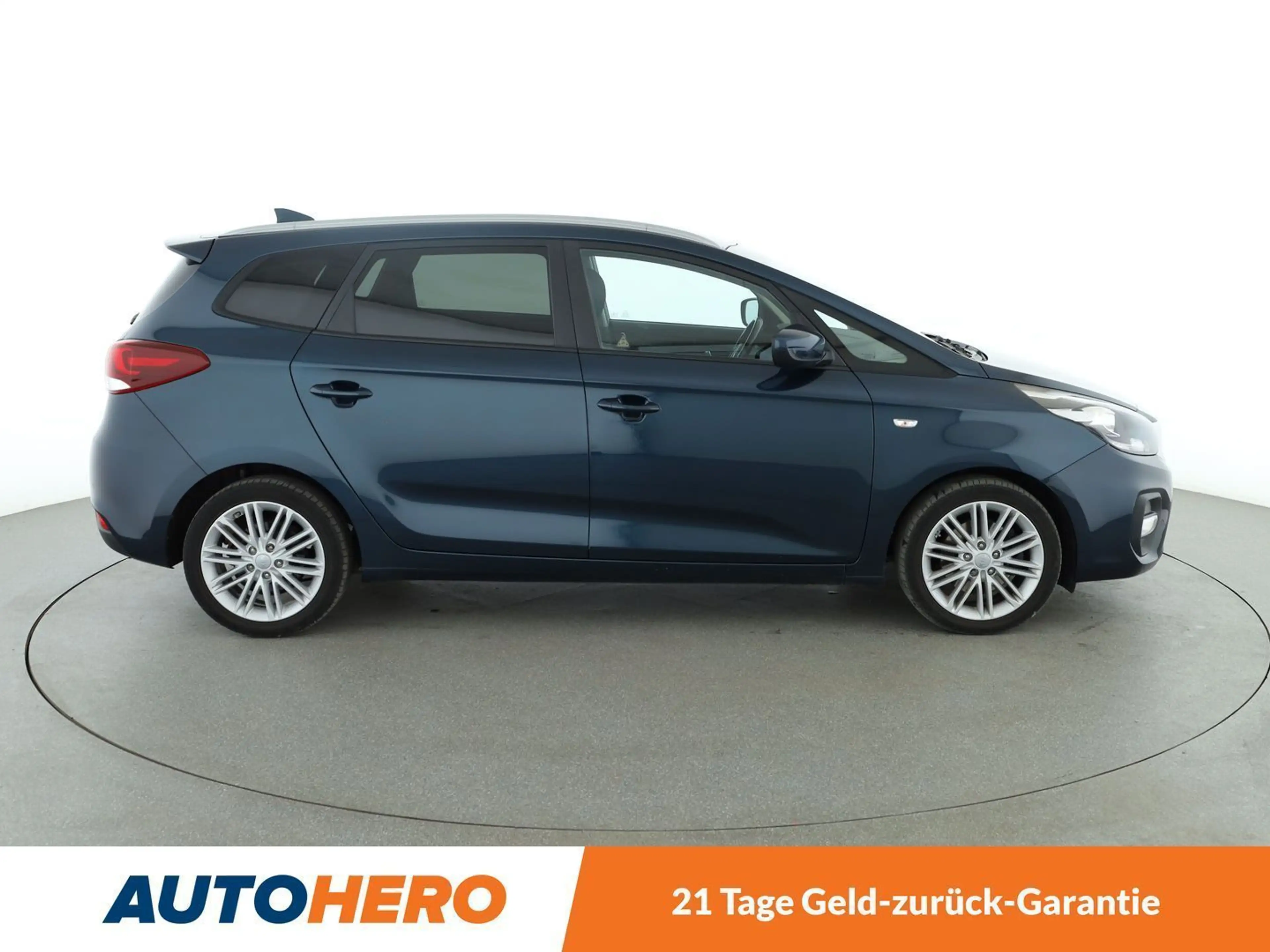 Kia Carens 1.7 CRDi Dream Team *NAVI*TEMPO*CAM*PDC*SHZ* — photo 7