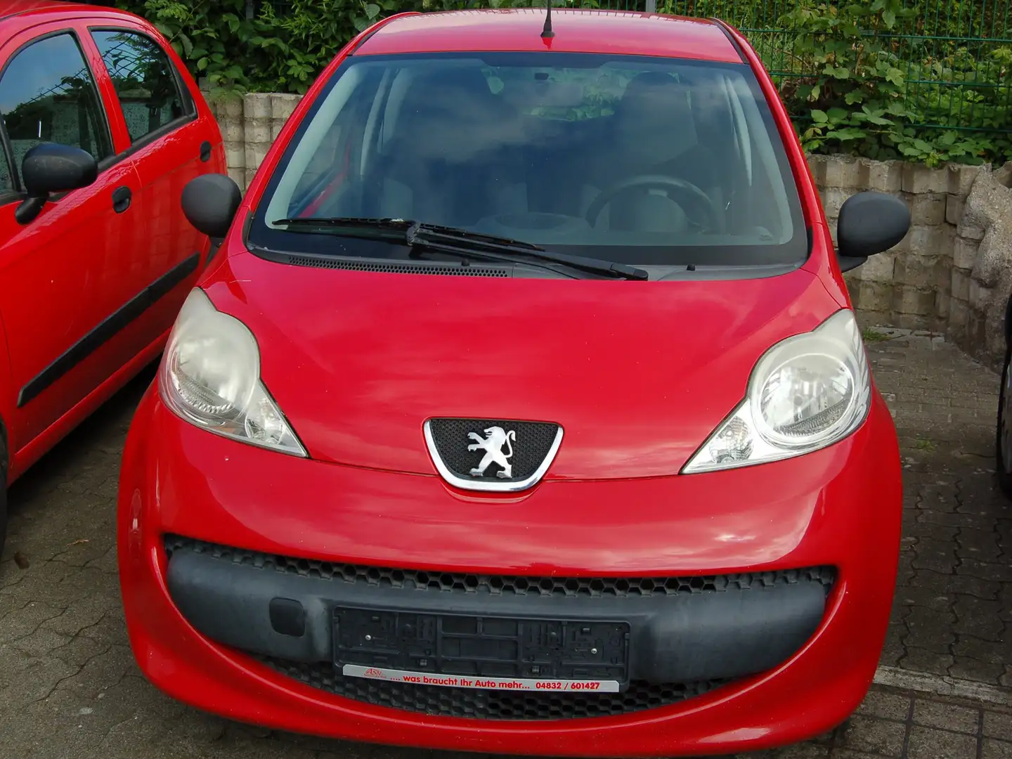 Peugeot 107 Petit Filou TÜV 5- 2027 Rot - 2