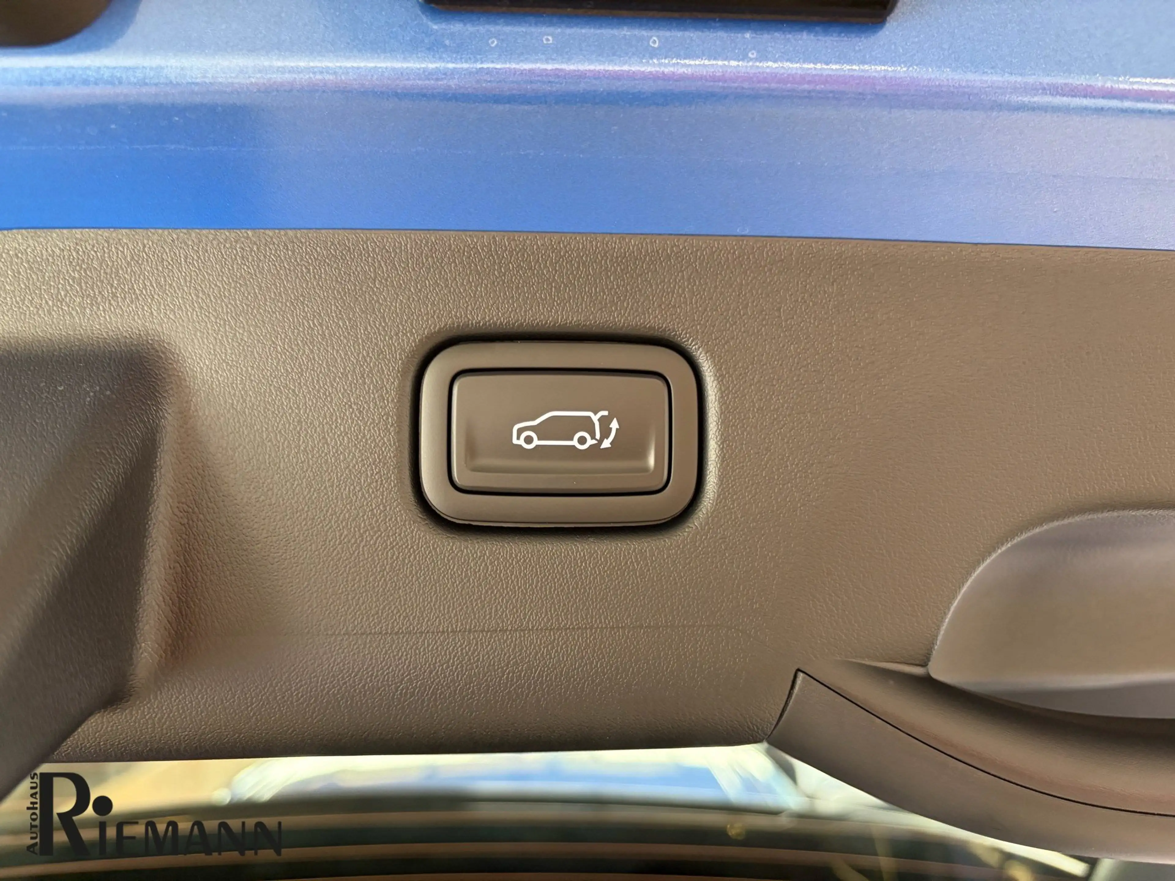 Kia EV4 81 kWh GT-Line + DriveWise-Park-Paket — photo 12