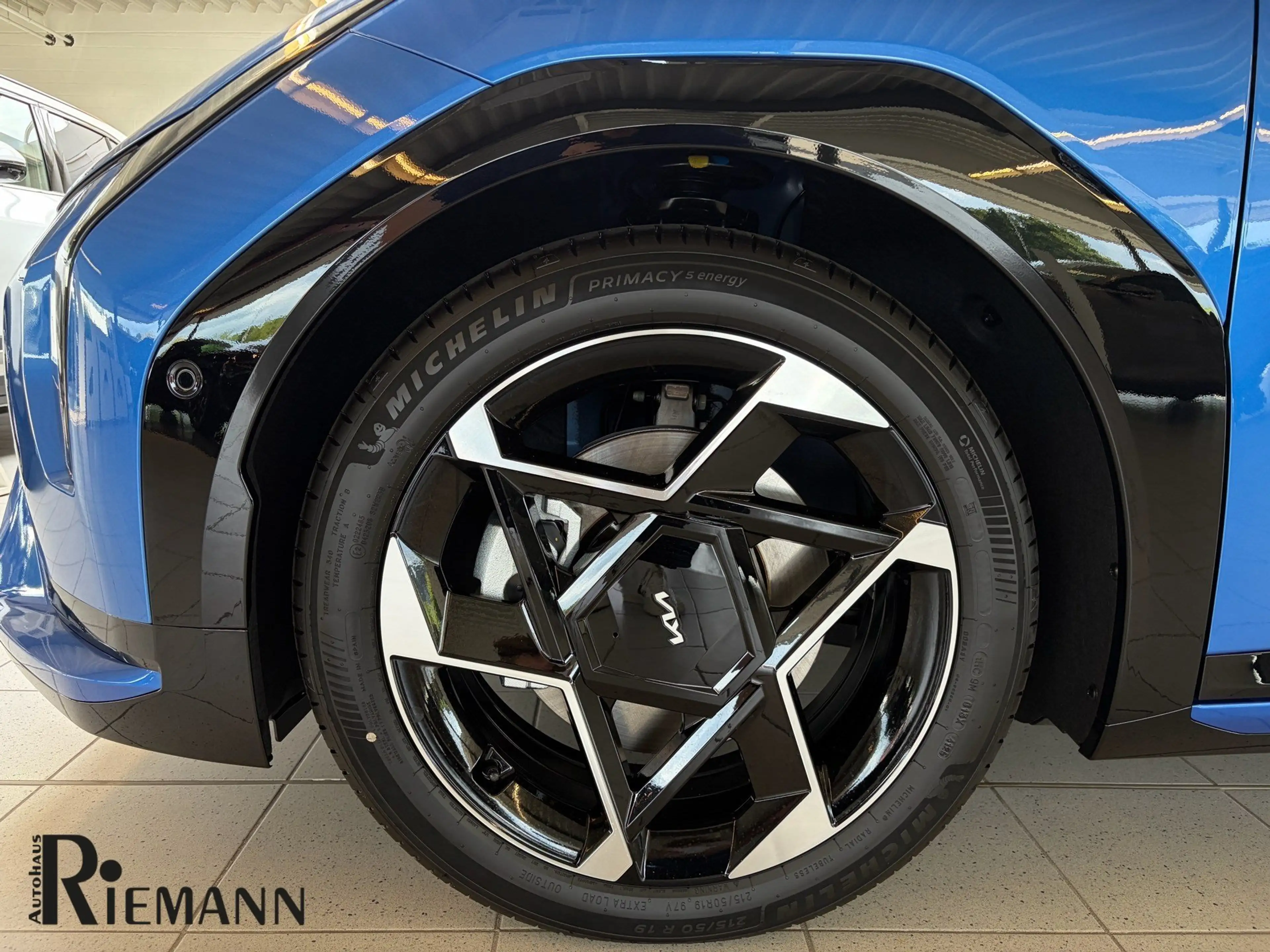 Kia EV4 81 kWh GT-Line + DriveWise-Park-Paket — photo 9