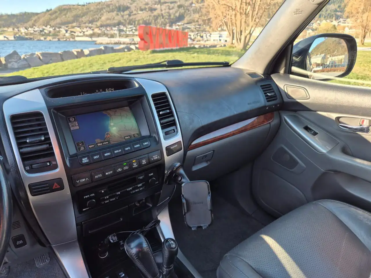 Toyota Land Cruiser SW 4.2 TD VX A, foto 2