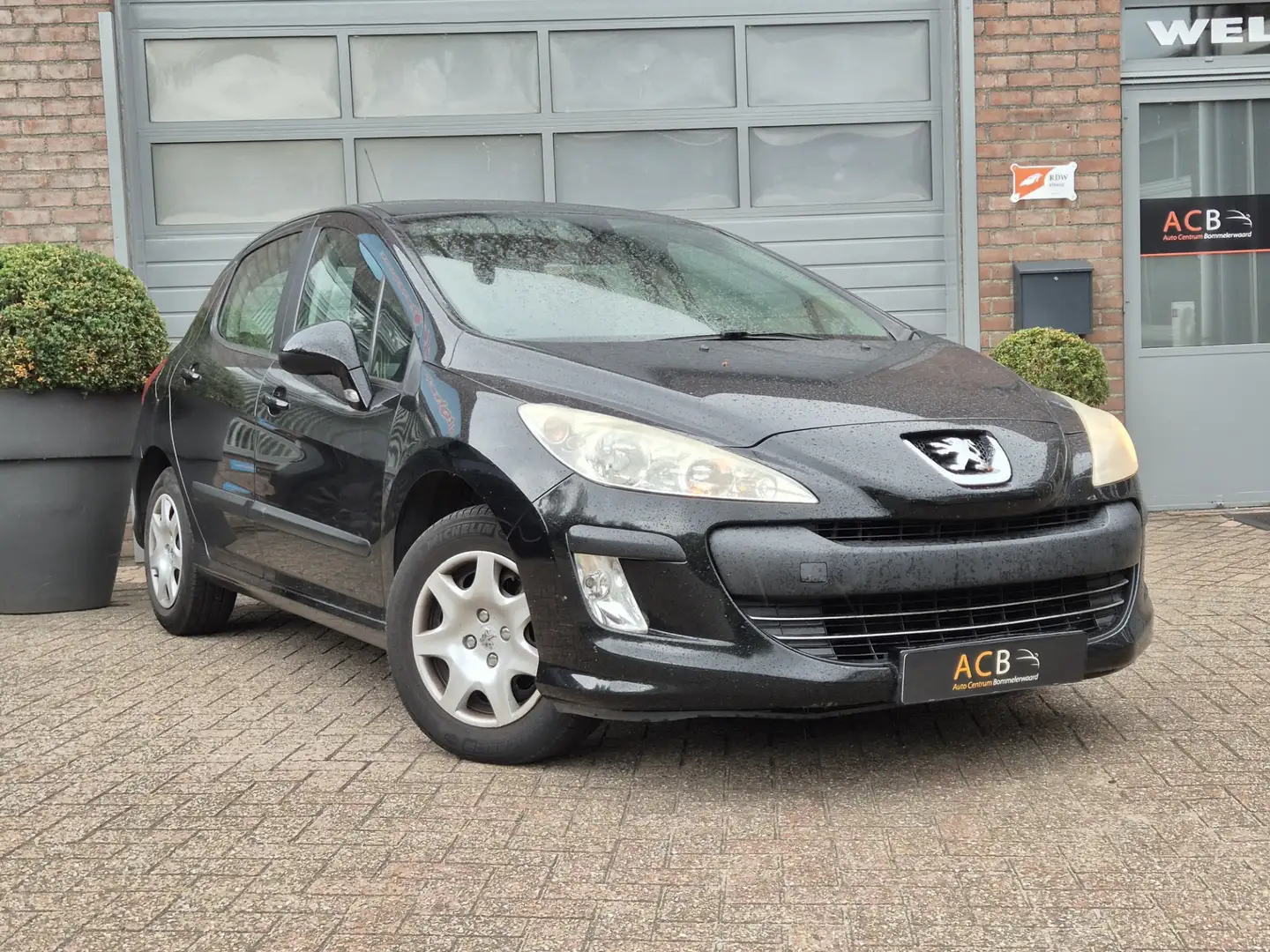 Peugeot 308 1.6 VTi X-line Navigatie Чорний - 1