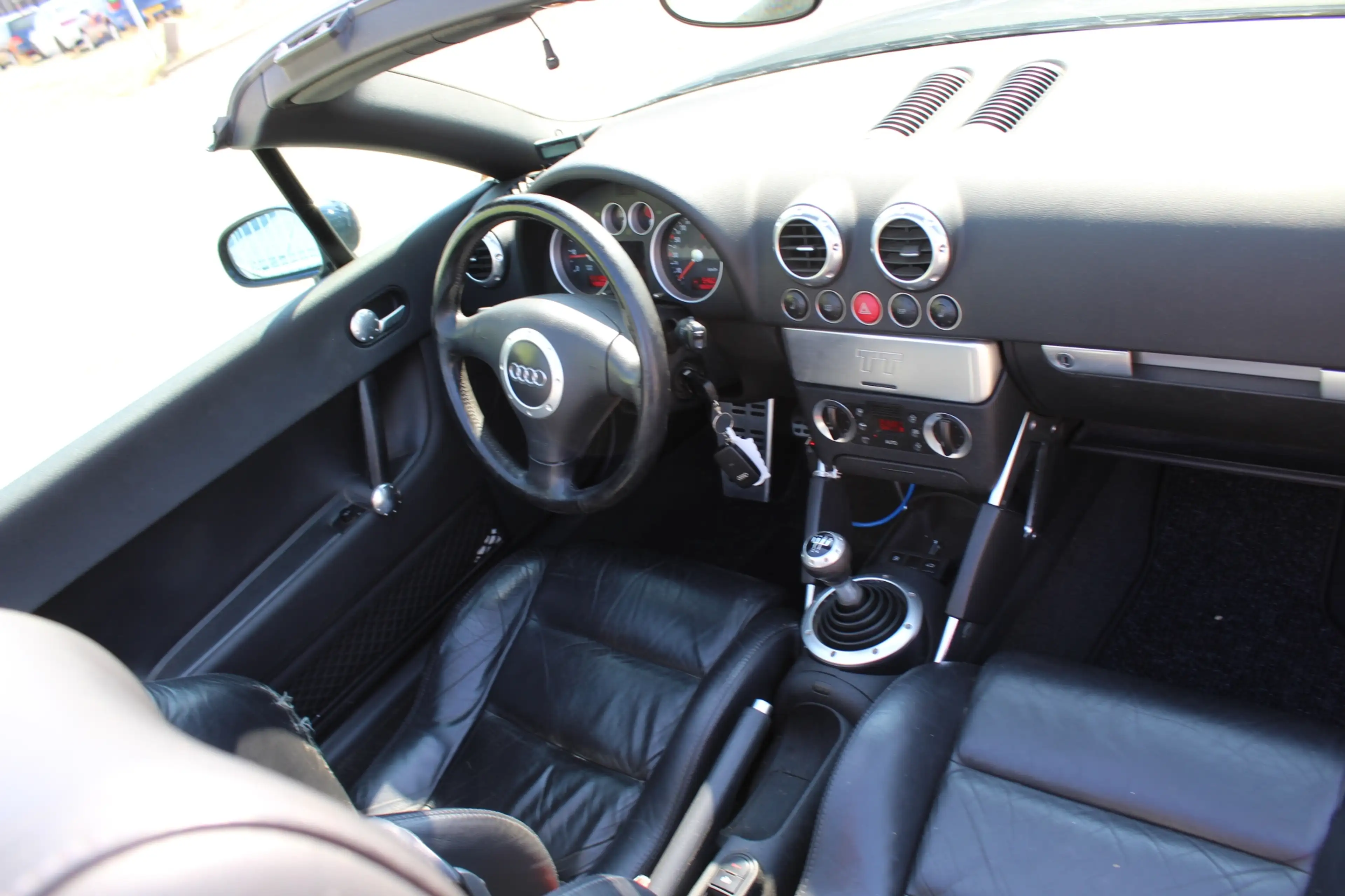 Audi TT Roadster 1.8 5V Turbo elektr kap leder bose — photo 4