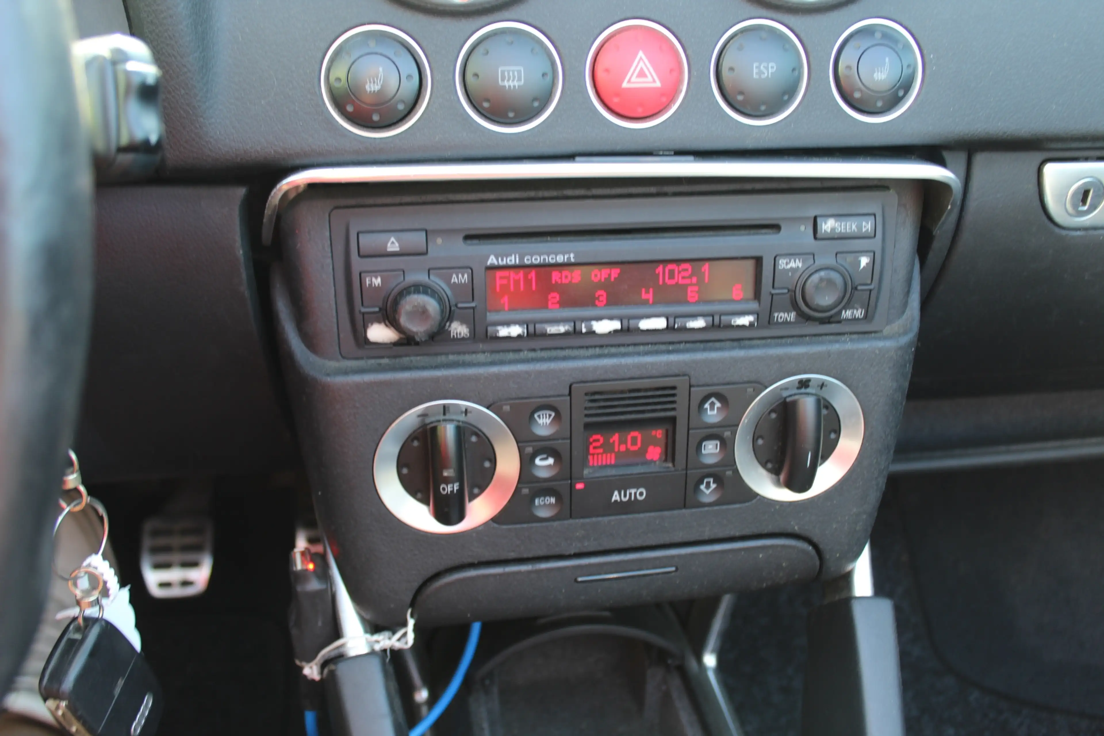 Audi TT Roadster 1.8 5V Turbo elektr kap leder bose — photo 35