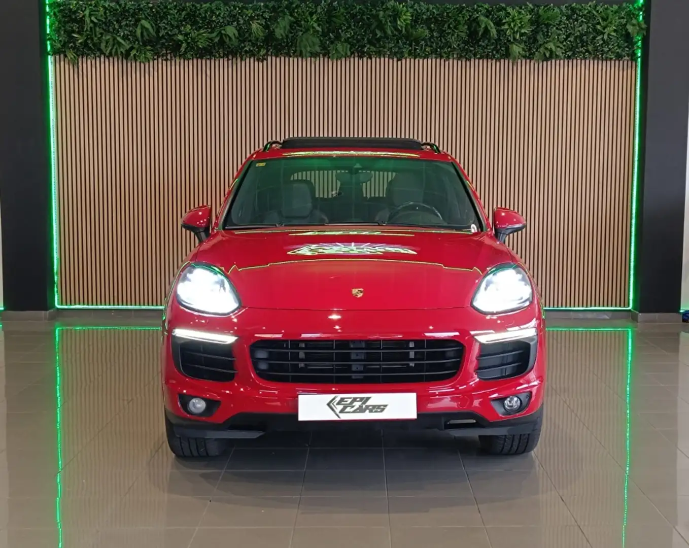 Porsche Cayenne S E-Hybrid Rood - 2