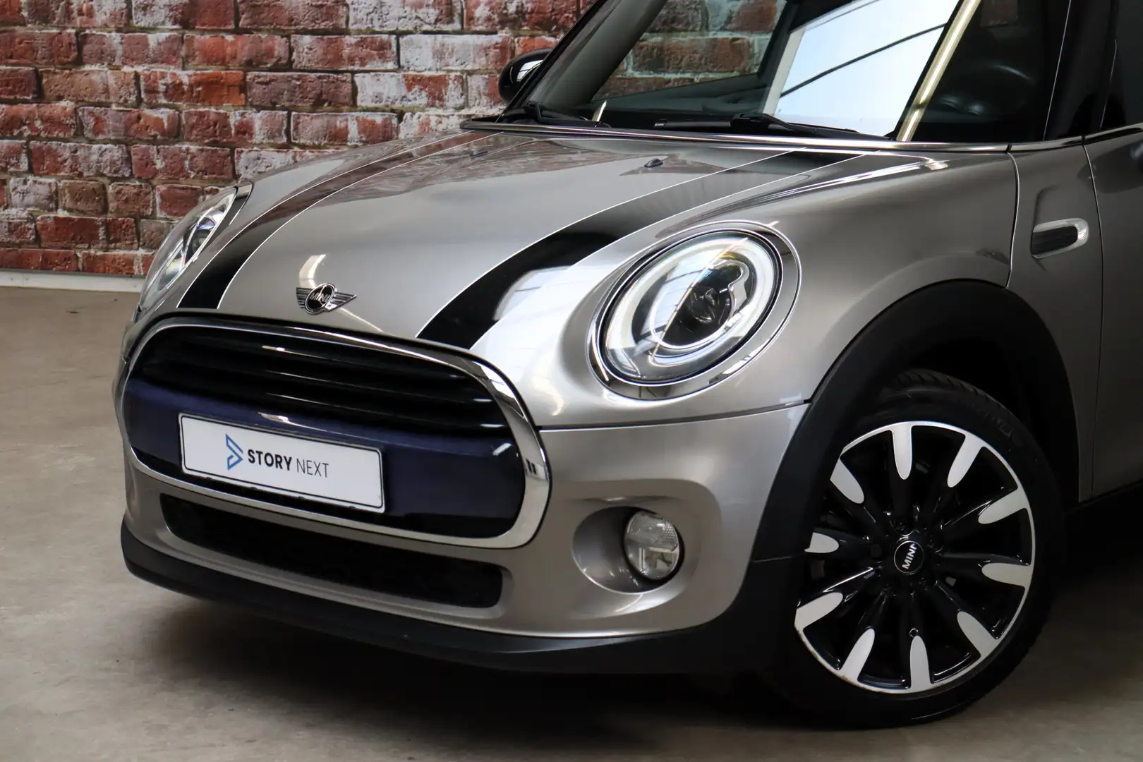 MINI Cooper Hatchback Chili Business 5 deurs / Navigatie Profe Gris - 2